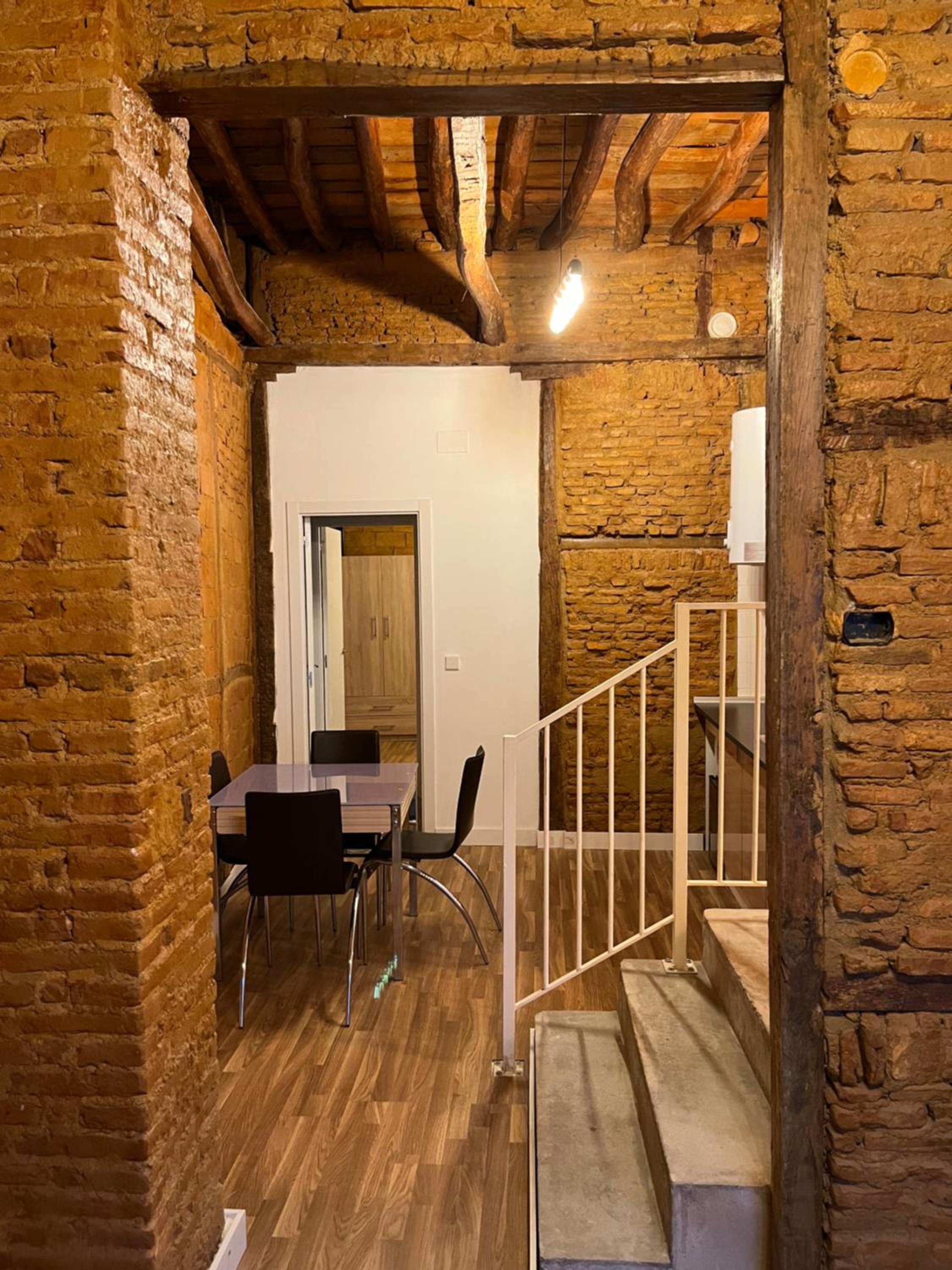 Apartamento con Balcón