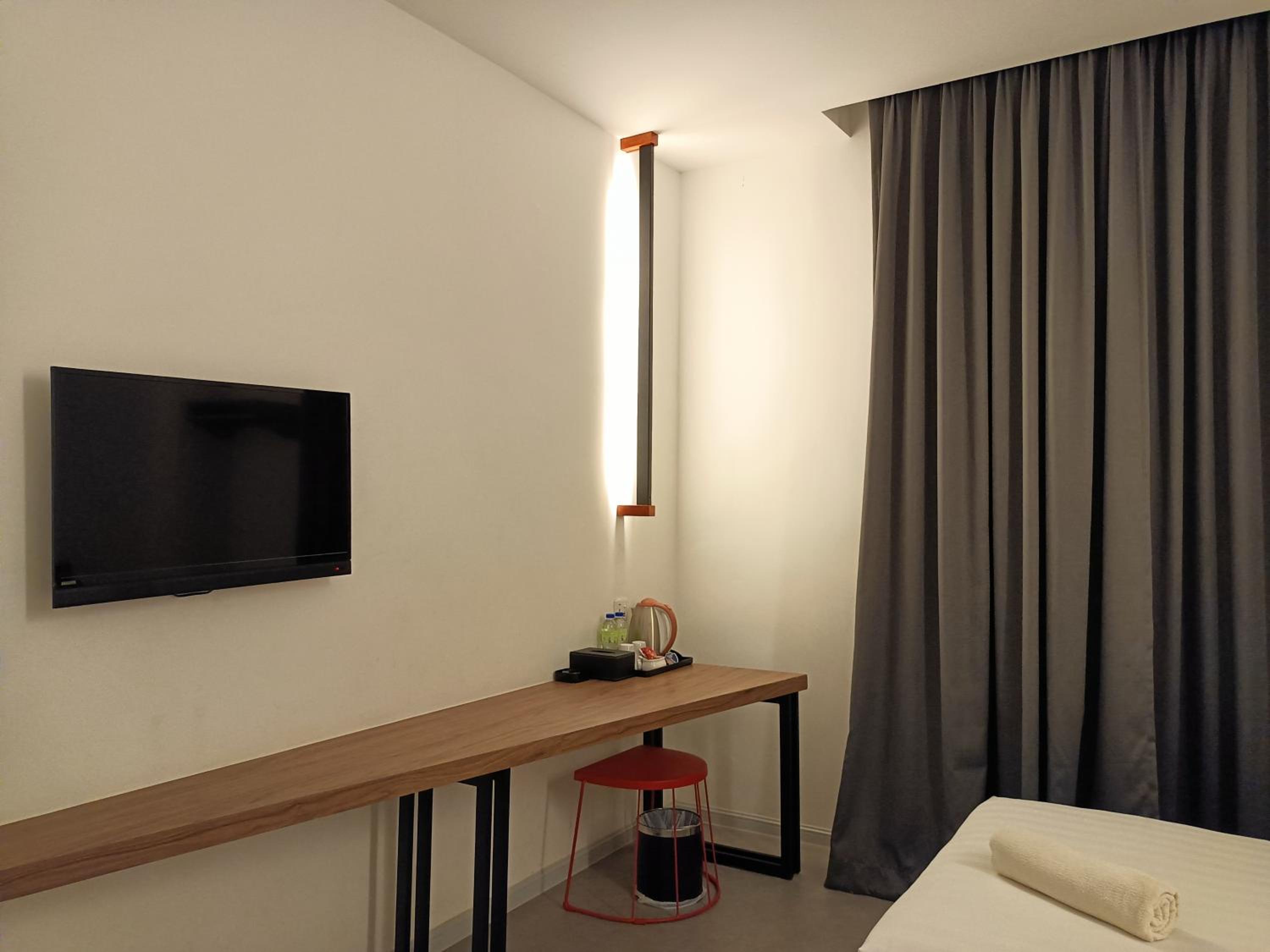 Twin Room - Photo 5