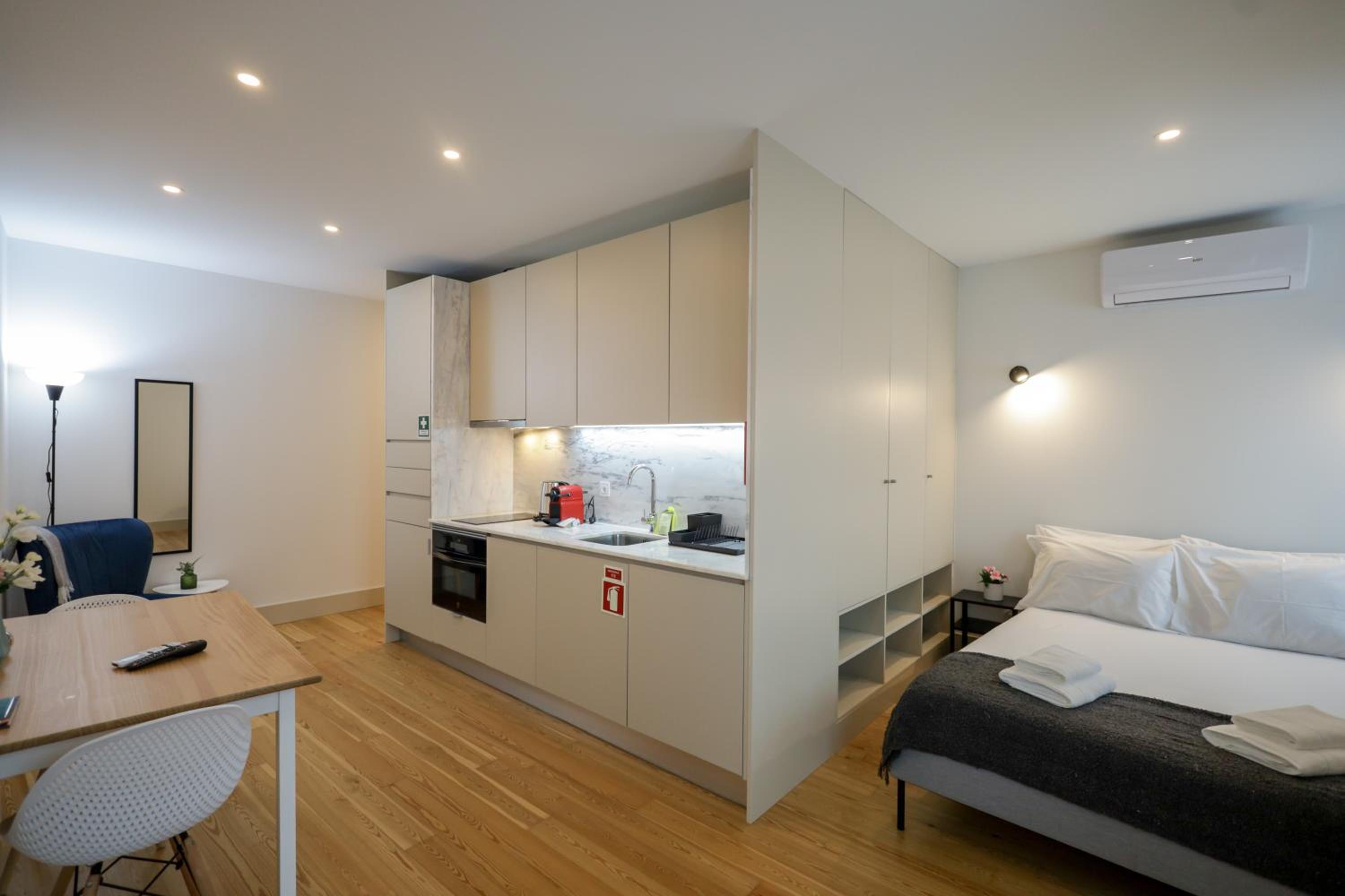 Studio Apartment