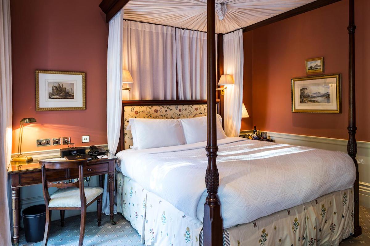Suite with Balcony photo 1