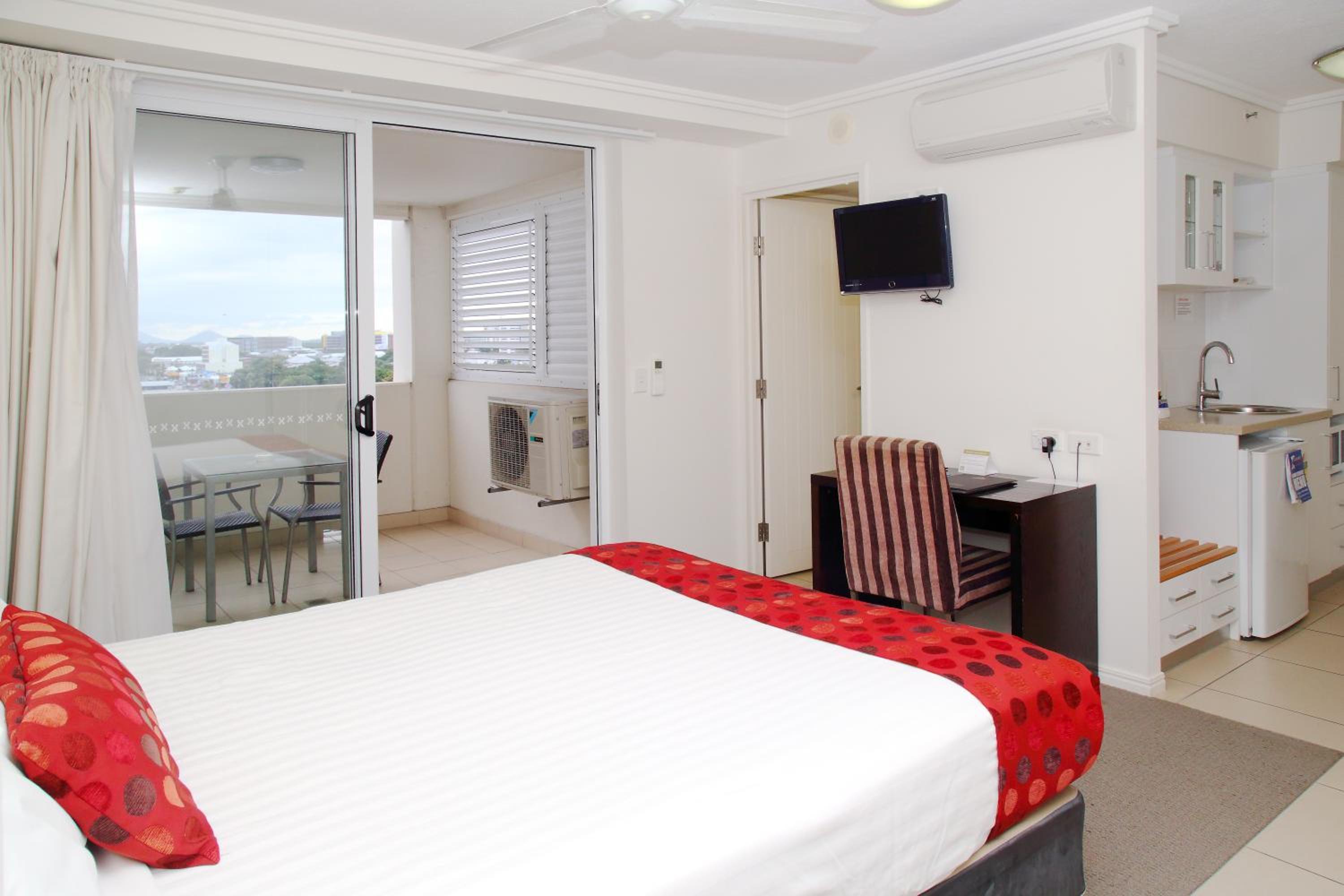 Executive Hotel Studio