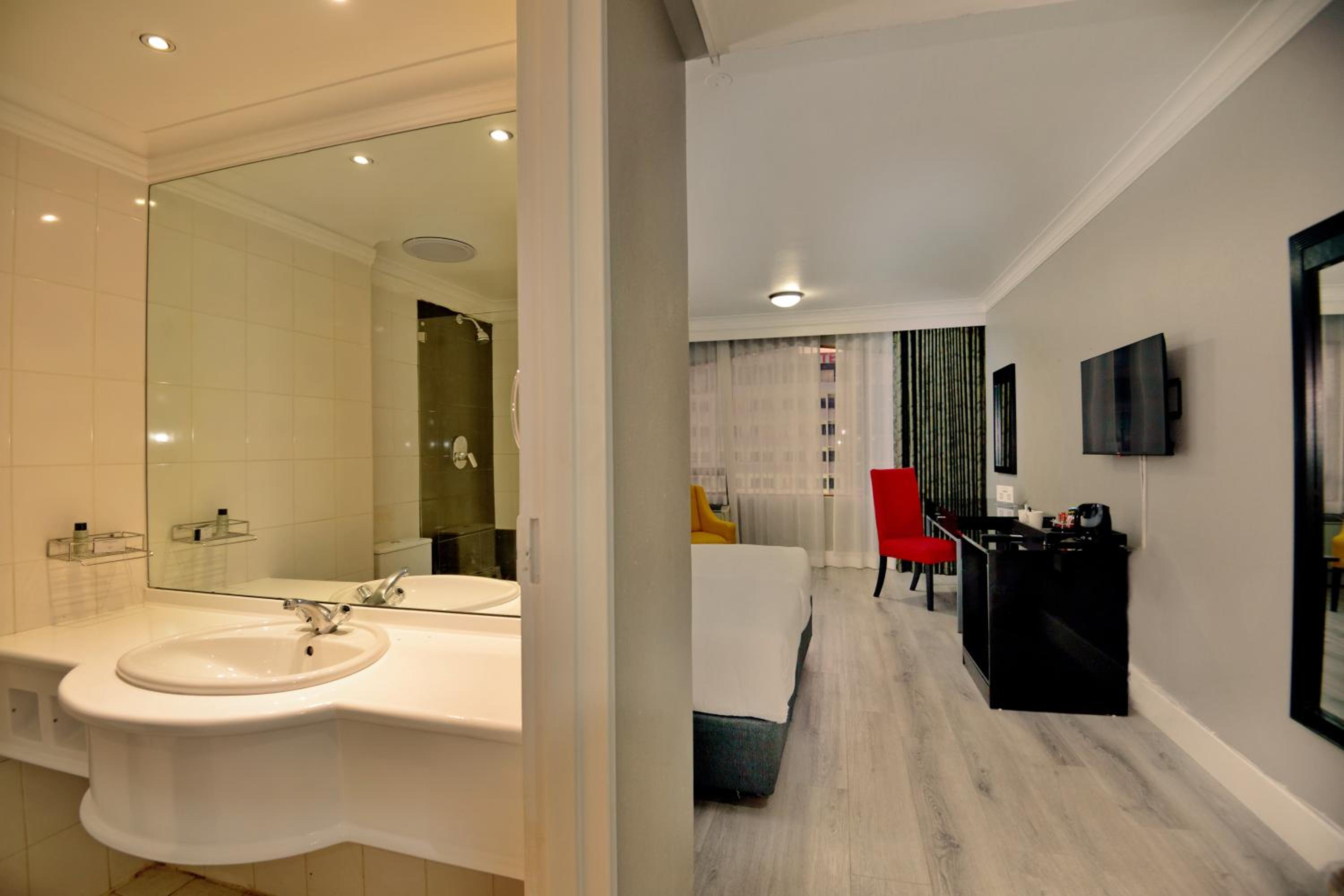 Superior Twin Room - Photo 24