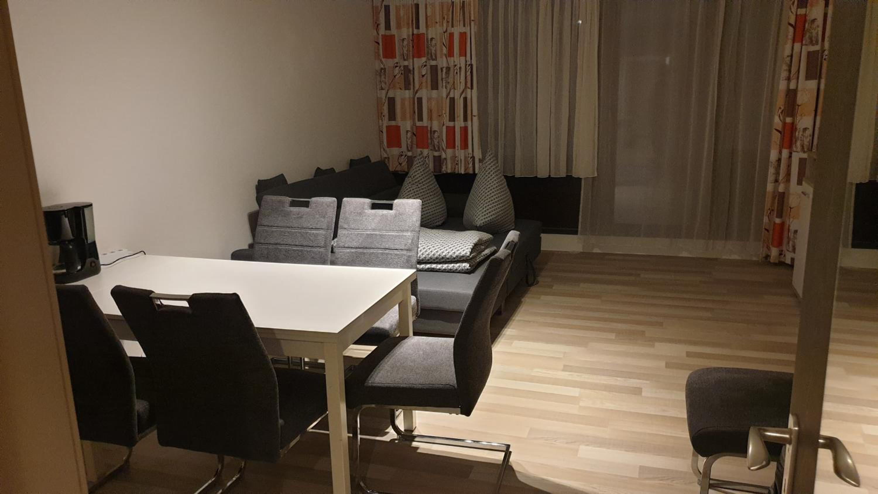 One-Bedroom Apartment photo 2