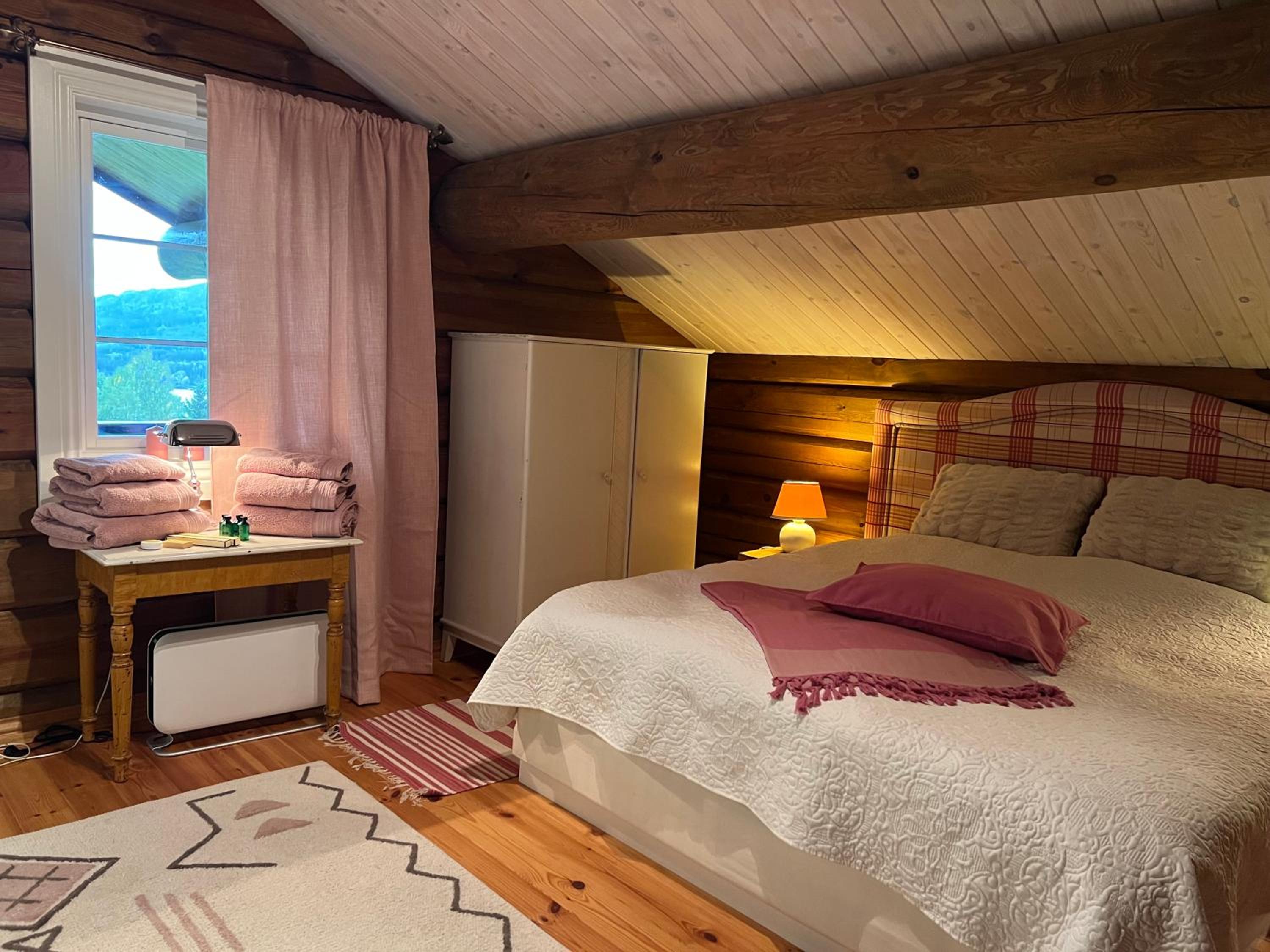 Deluxe Double Room With Balcony photo 2