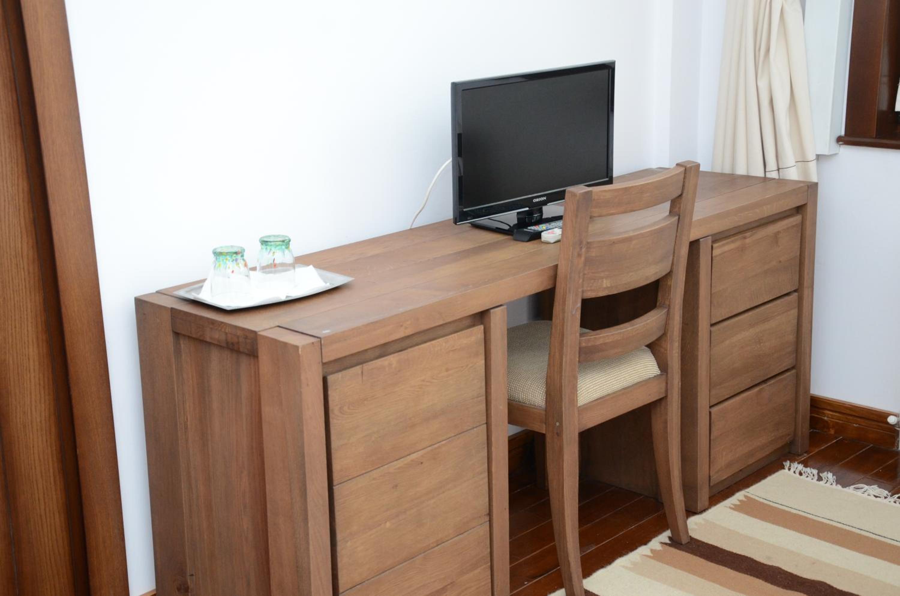 Double or Twin Room - Photo 2