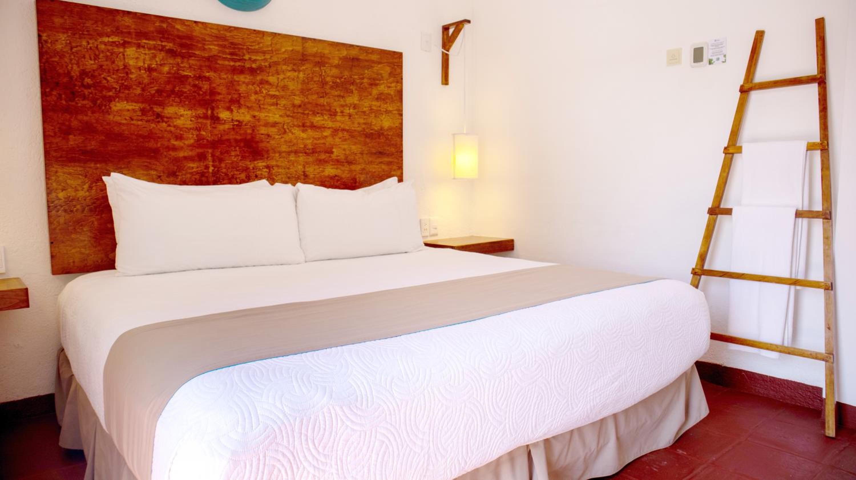 Deluxe Family Suite photo 1