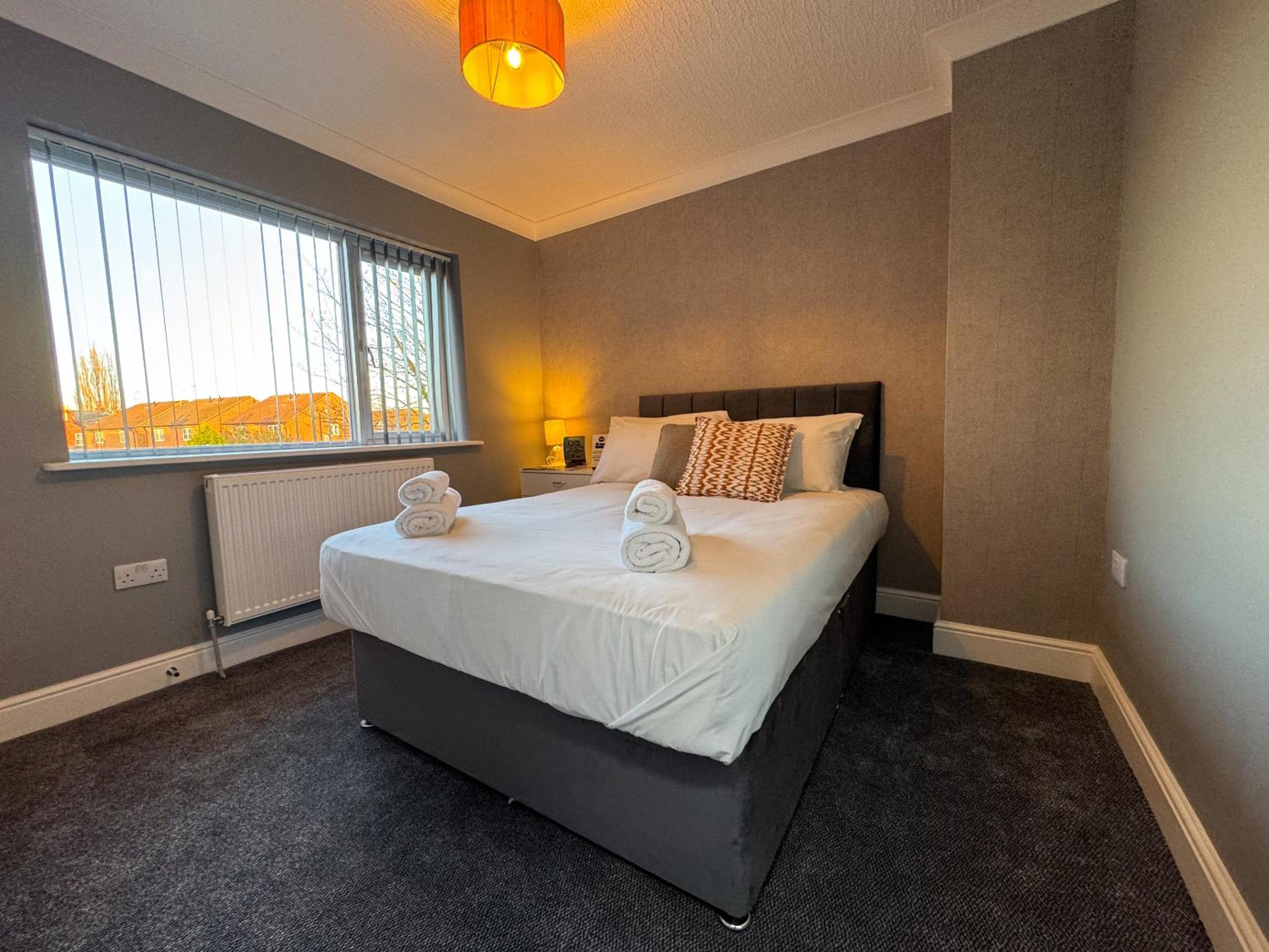 Standard King Room - Photo 2