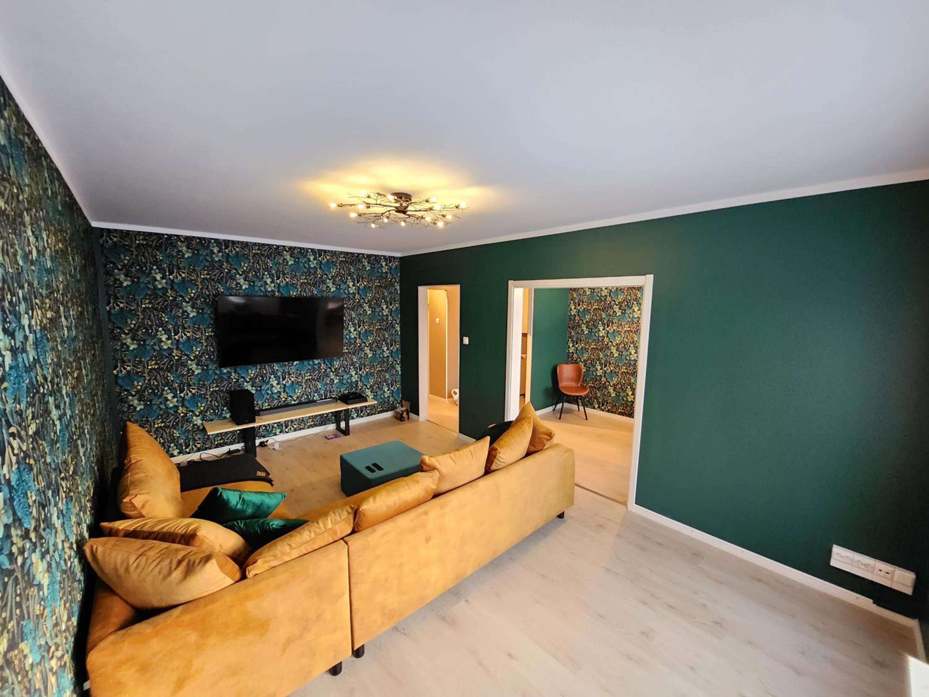Three-Bedroom Apartment photo 2