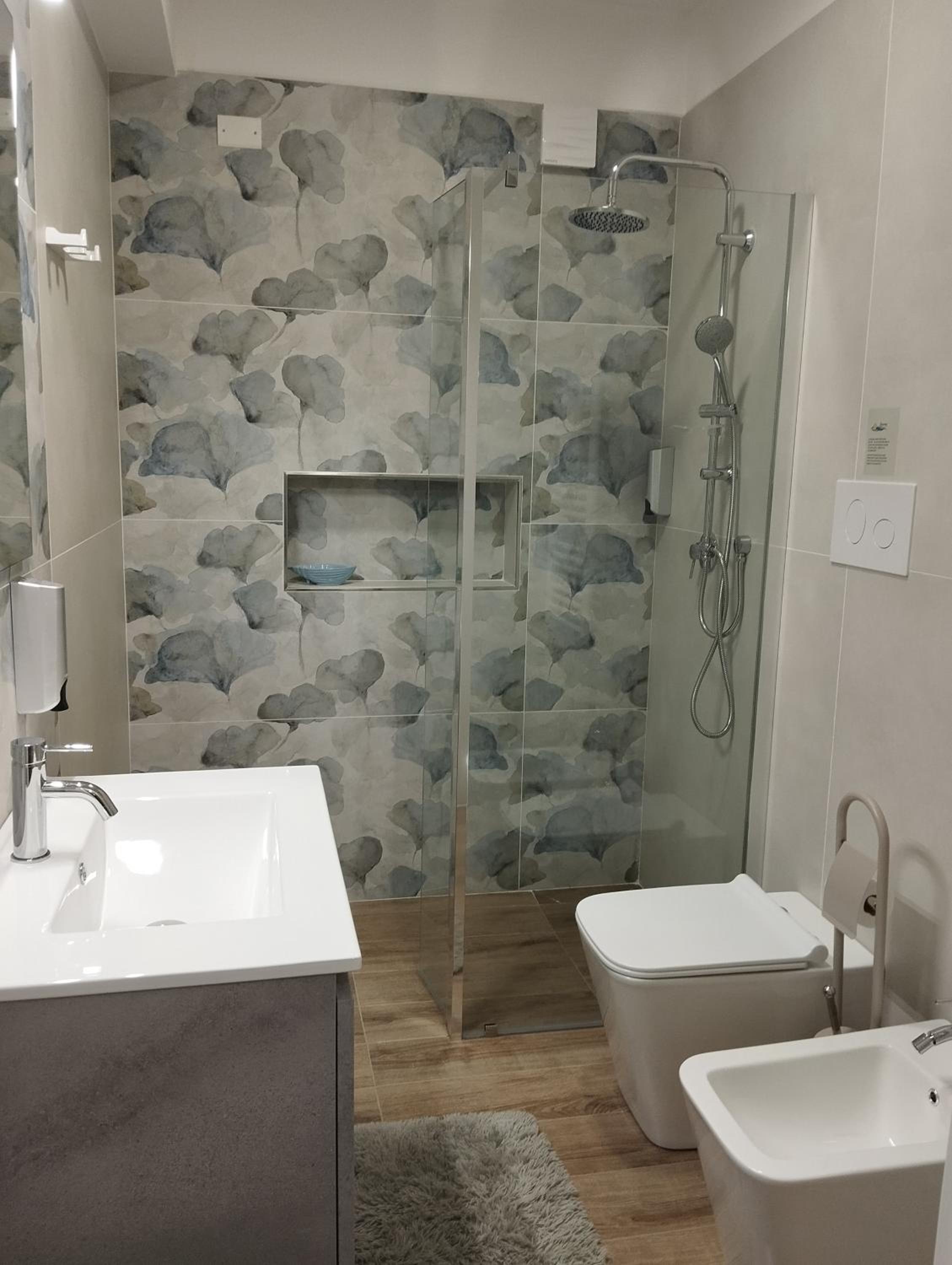 Budget Triple Room - Photo 7