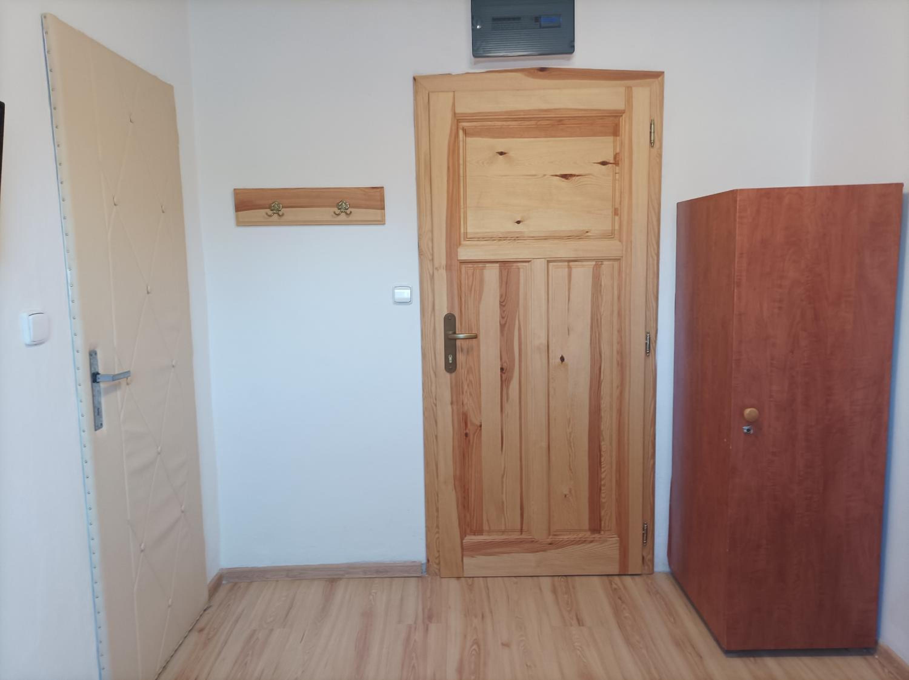 Single Room with Bathroom photo 2