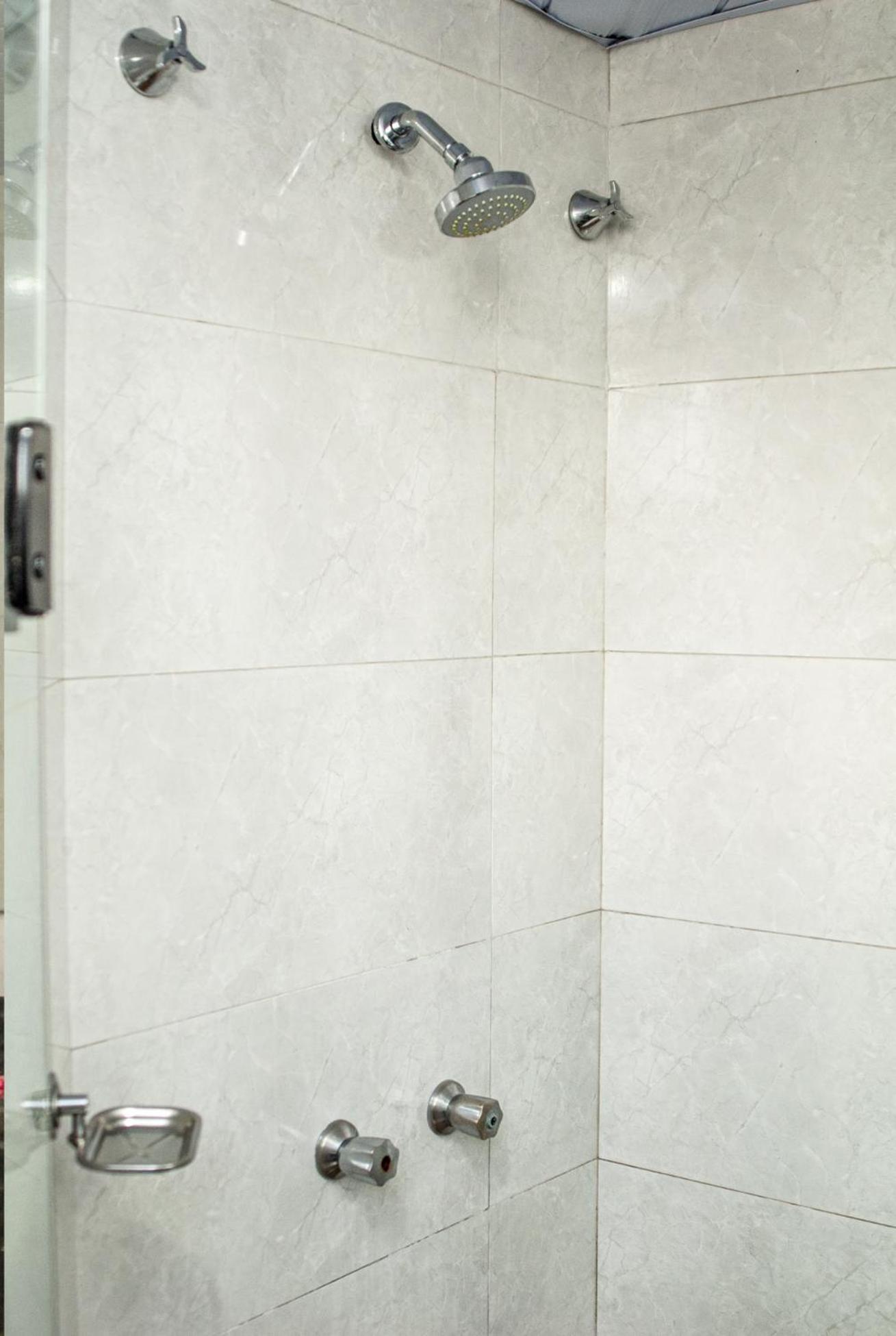Standard  Double Room - Photo 9