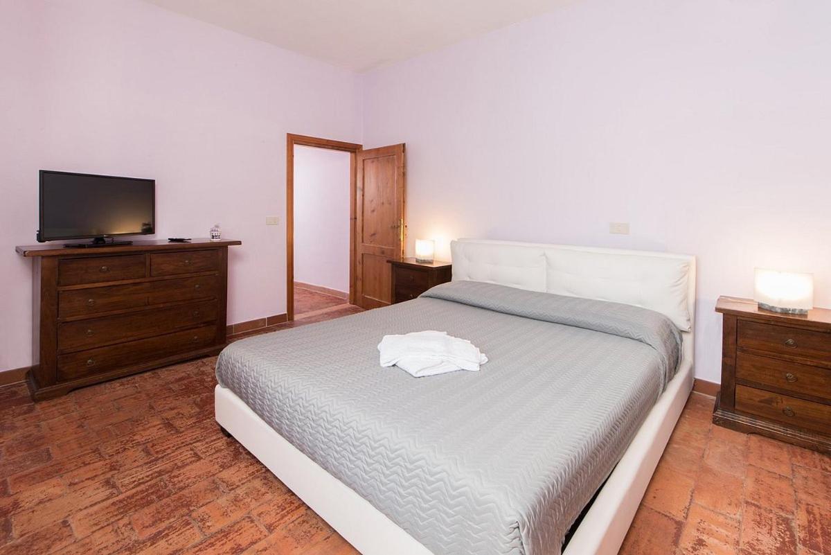 Double Or Twin Room With Private Bathroom photo 1