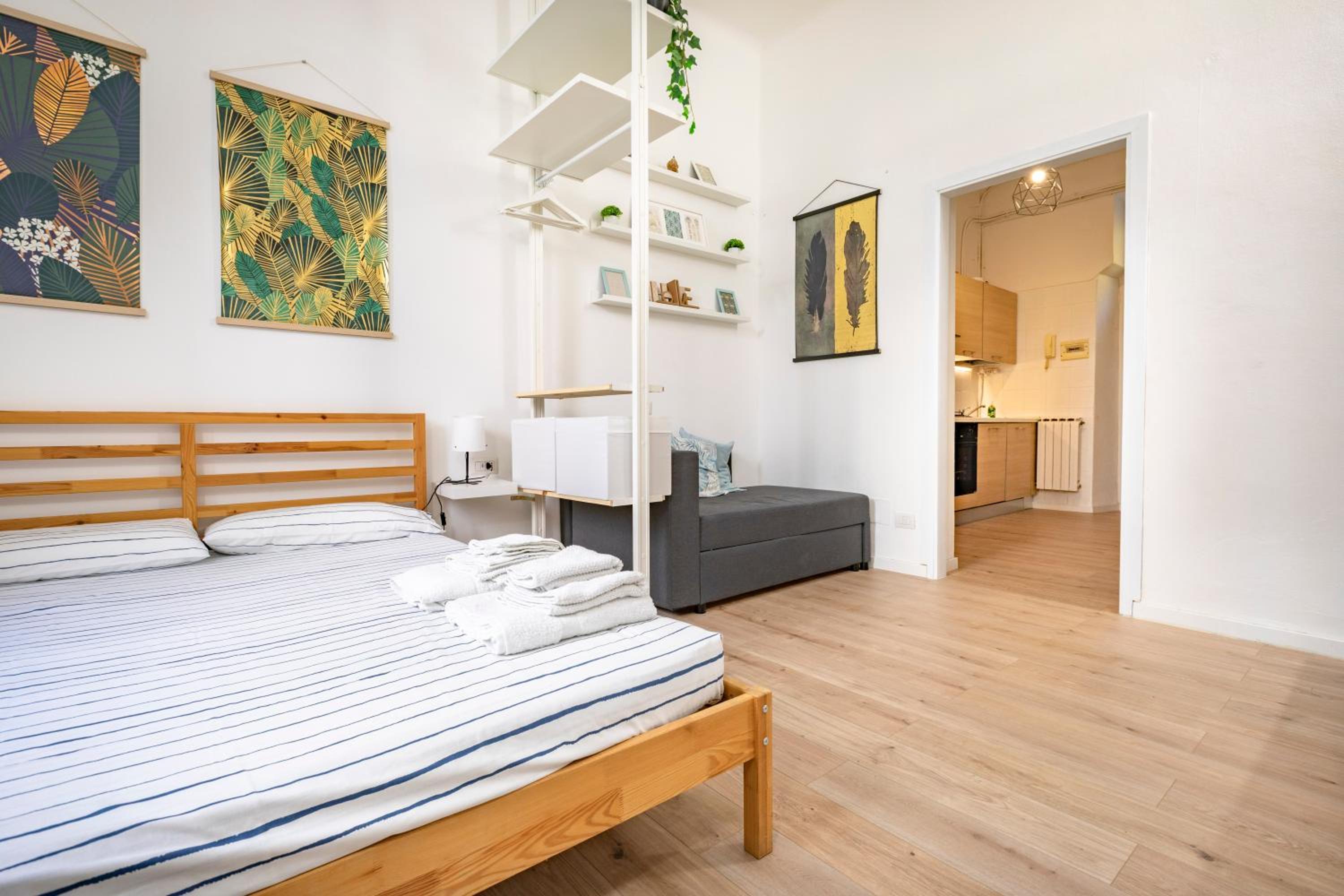One-Bedroom Apartment