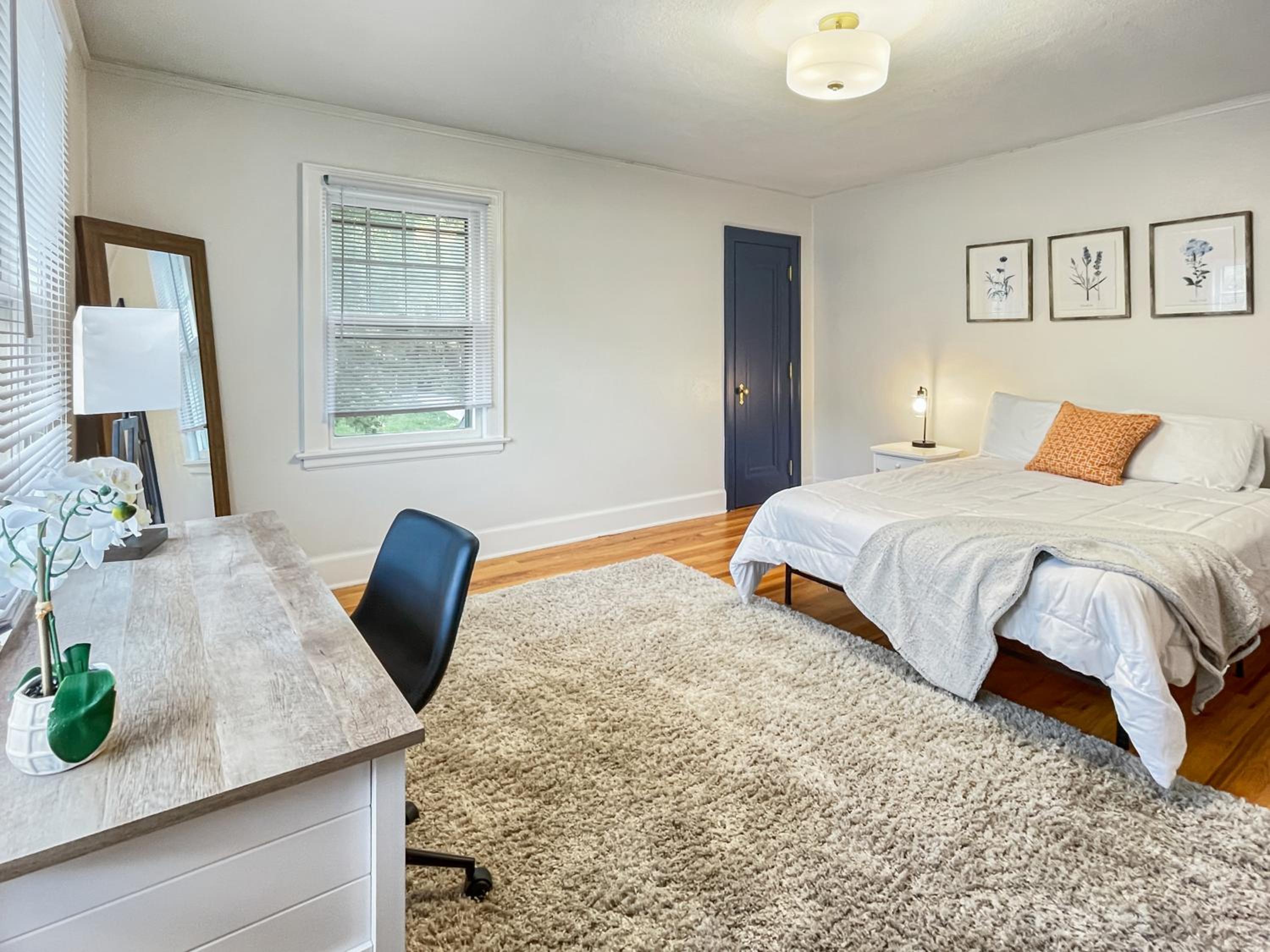 Apartment photo 1