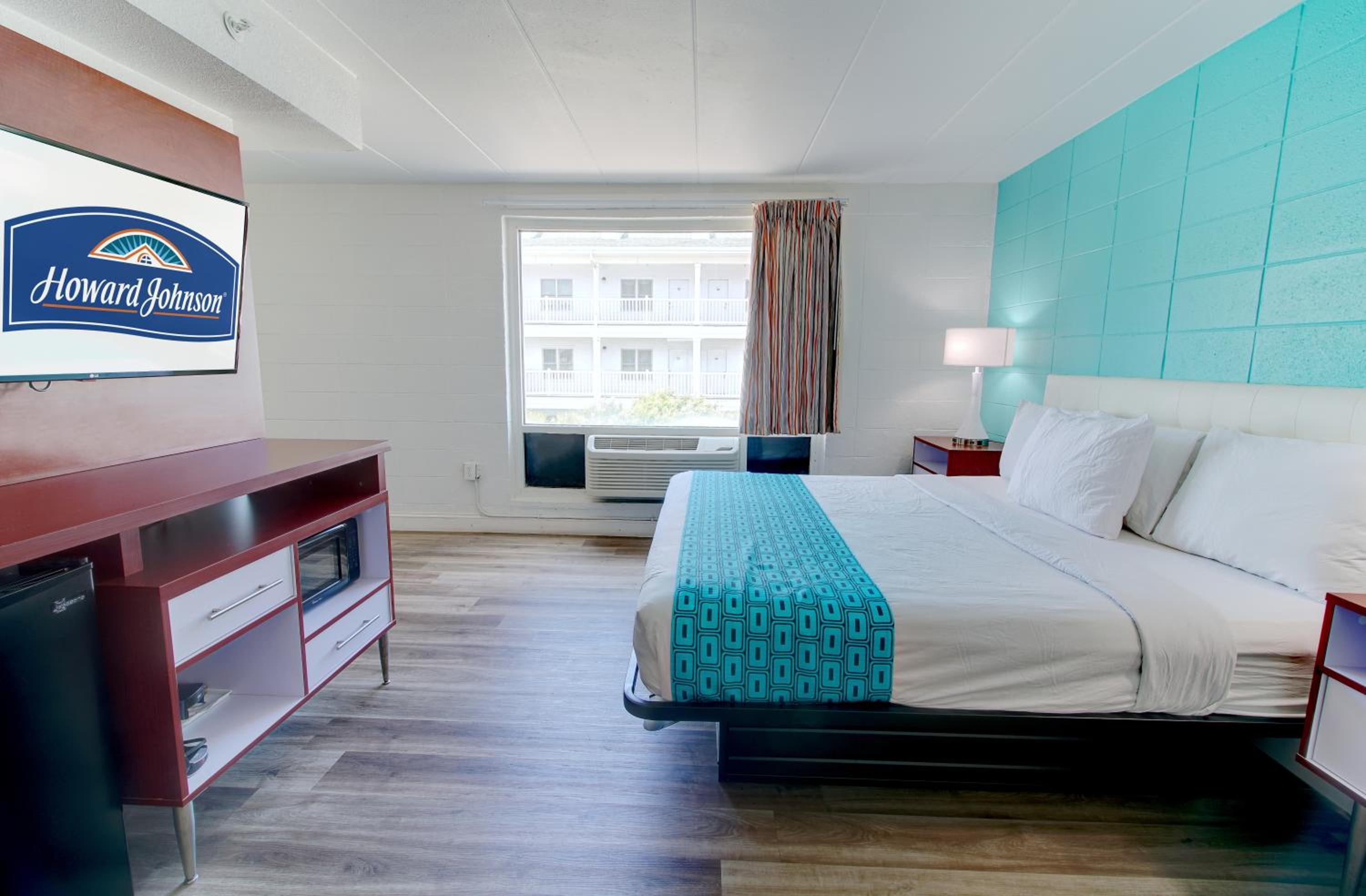 King Room - Non-Smoking photo 2