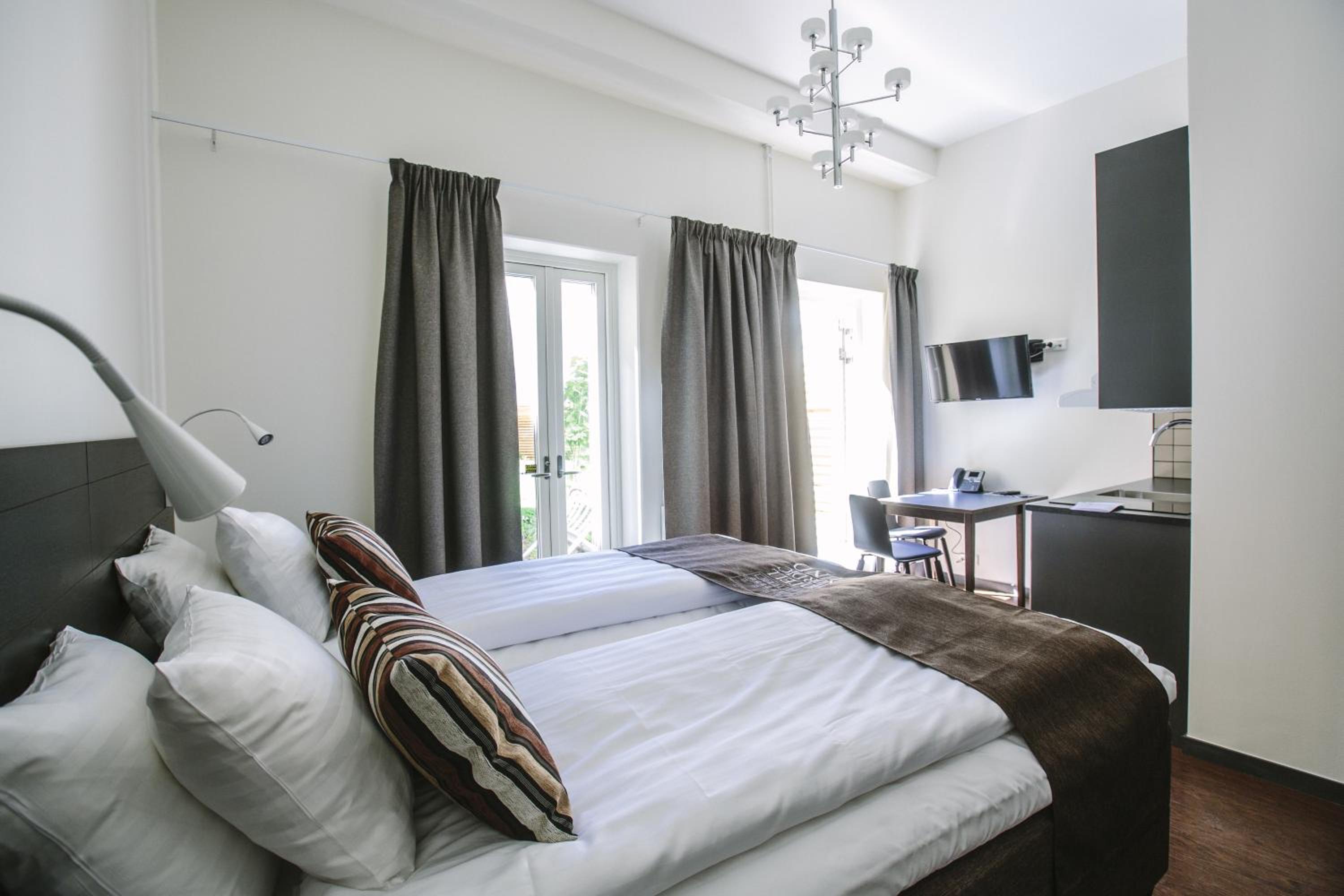 Superior Twin Room with Balcony