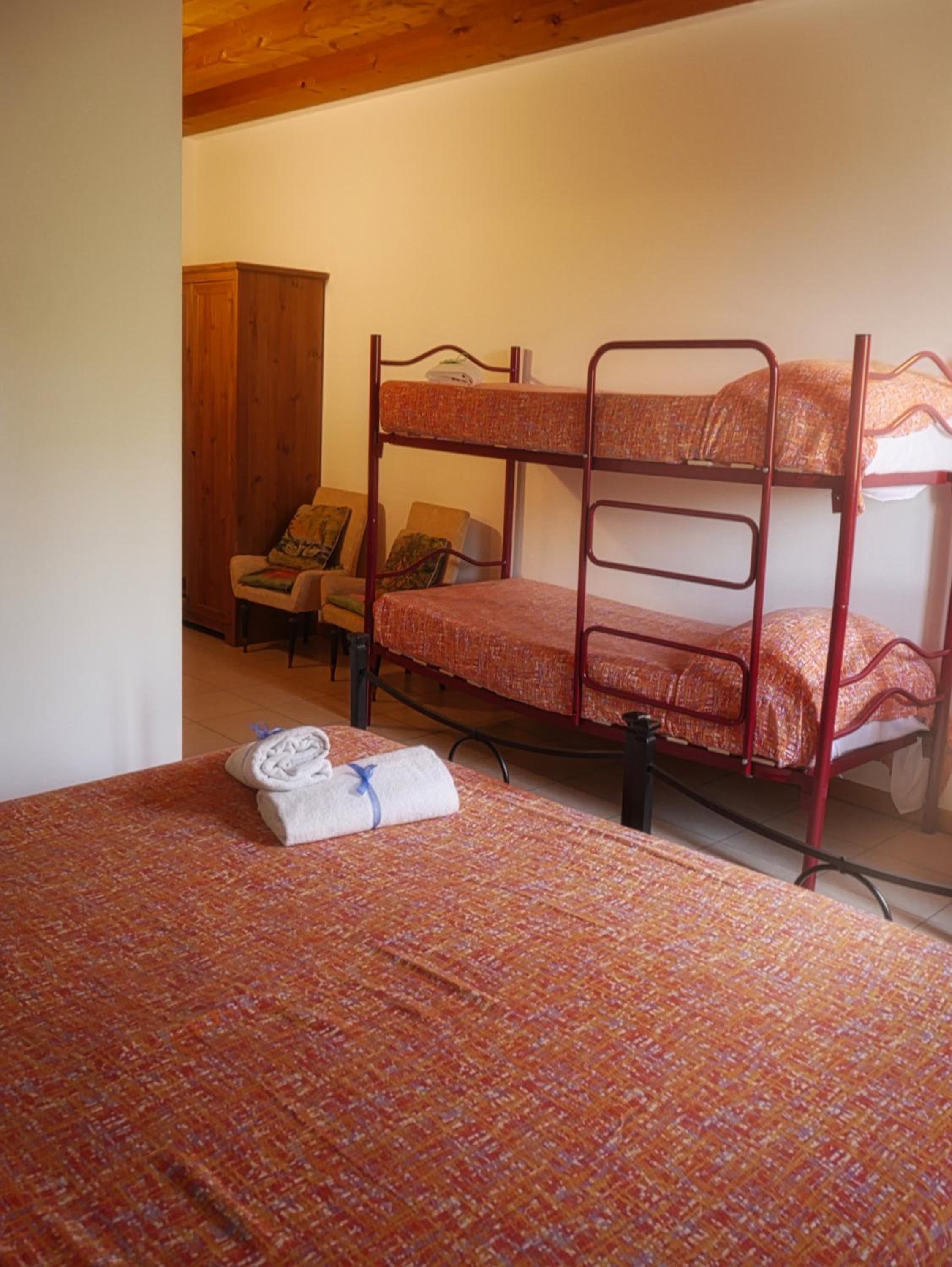 Family Room (2 Adults + 1 Child) photo 1