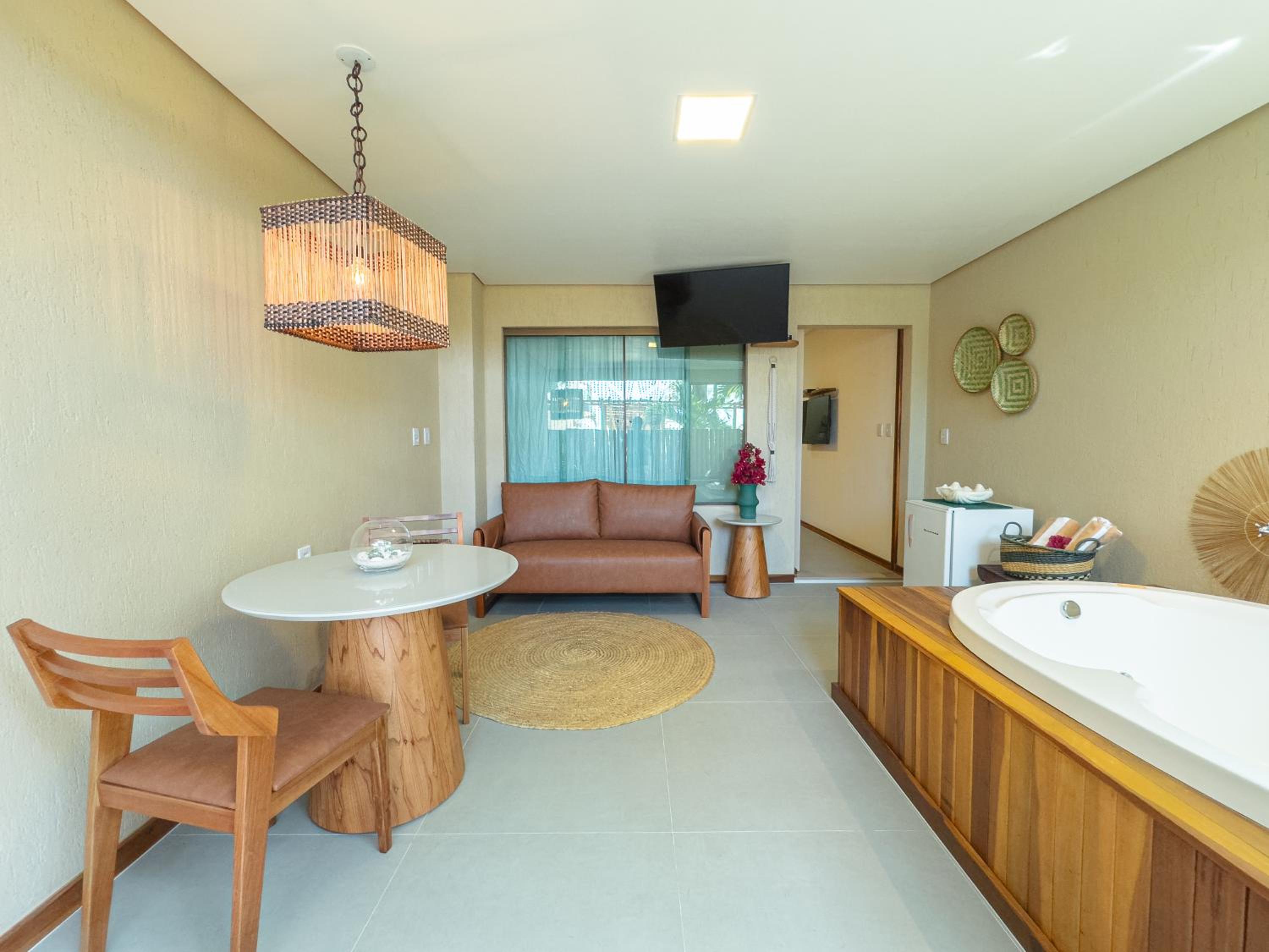 Deluxe Suite With Spa Bath