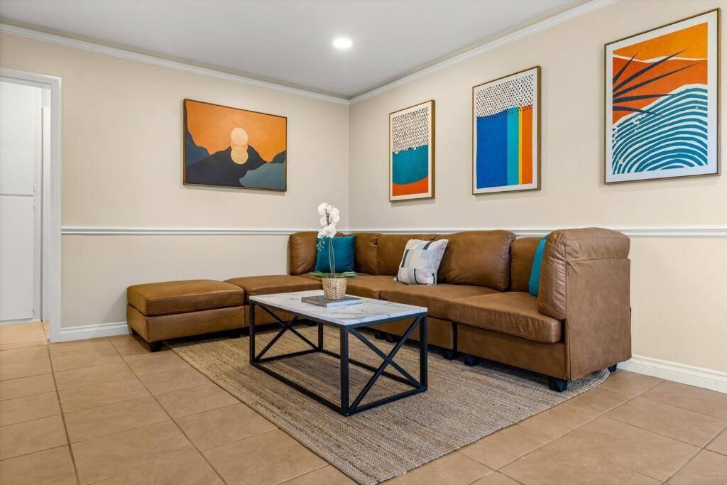 Apartment photo 2