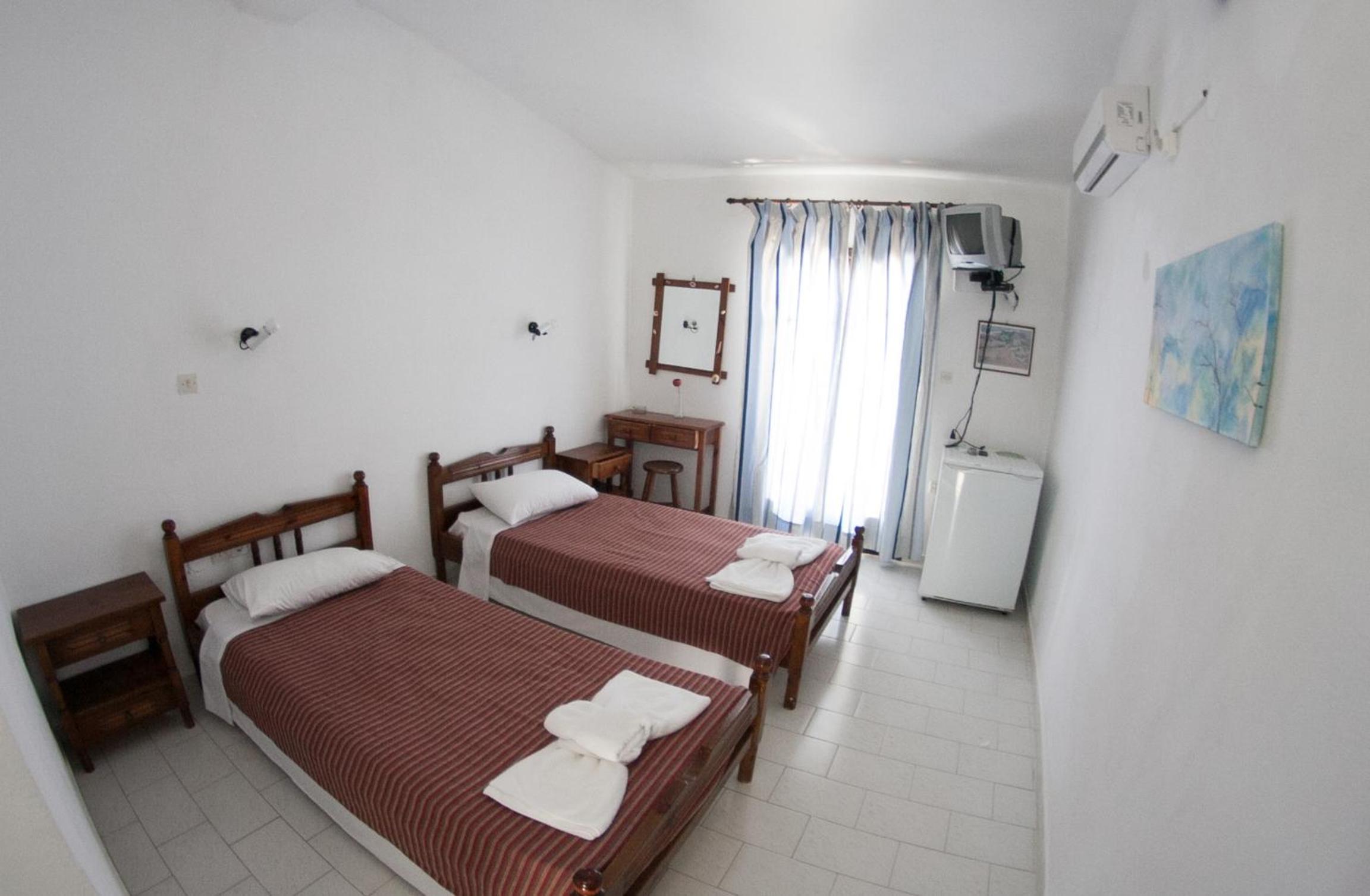 Standard Room with Garden View with Balcony photo 1