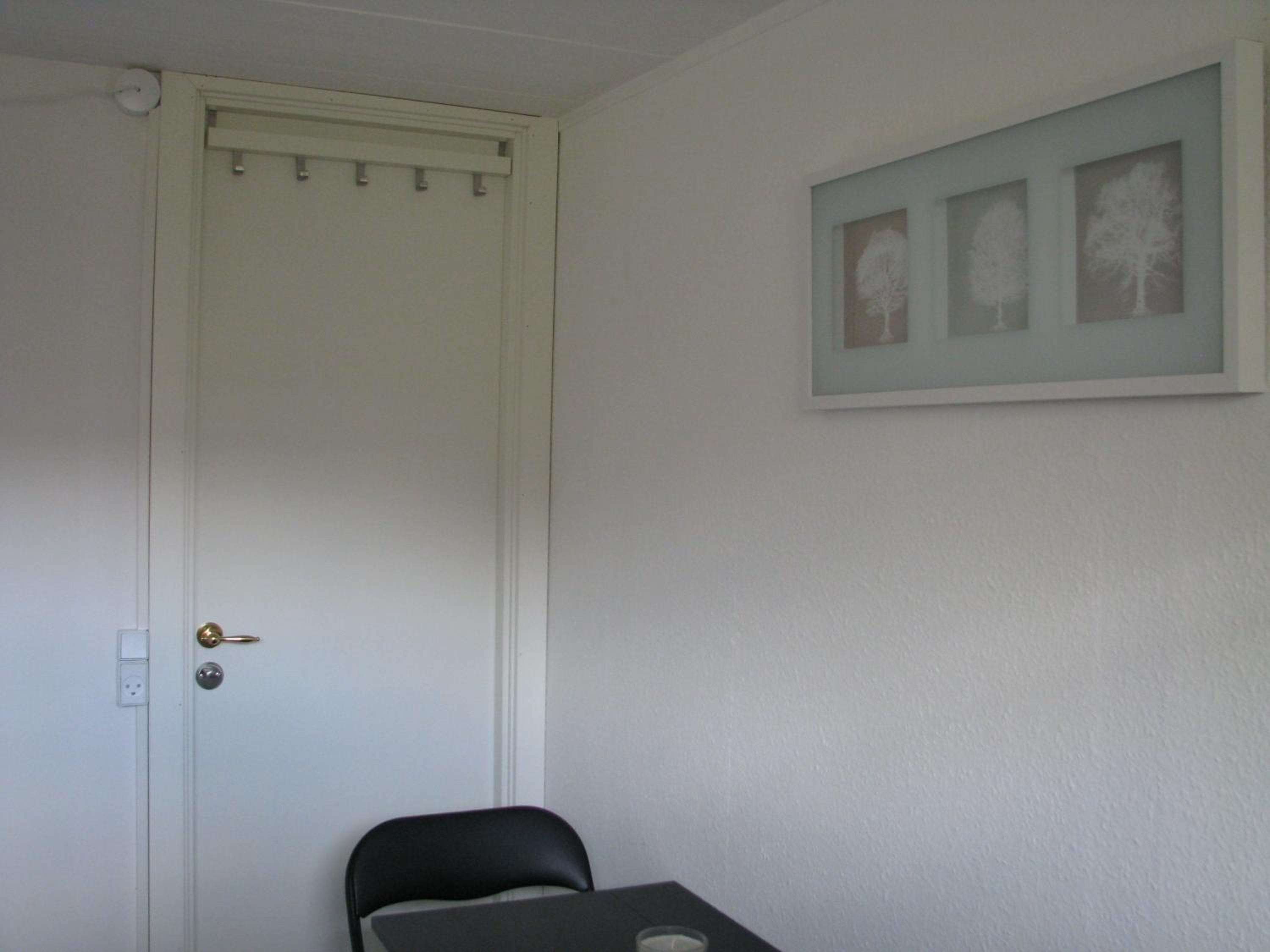Small Double Room - Photo 5