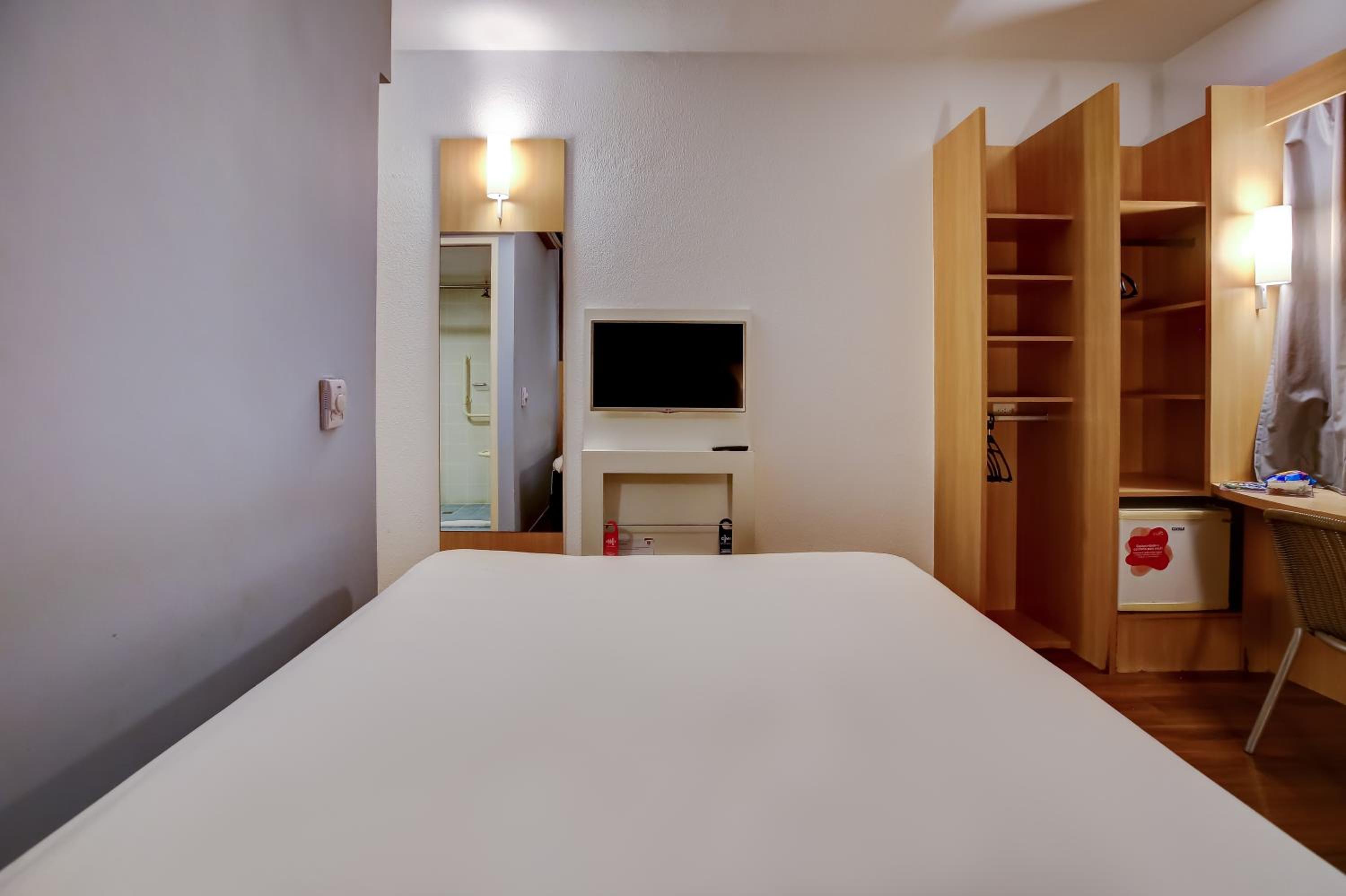 Standard Adapted Apartment with One Double Bed - Photo 3