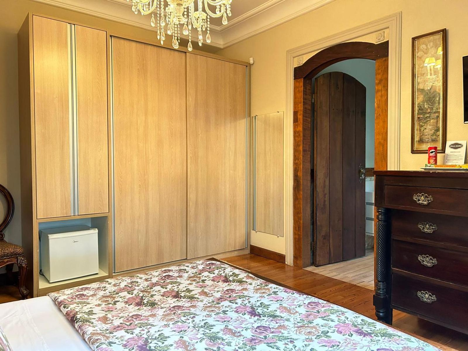 Deluxe Suite photo 3