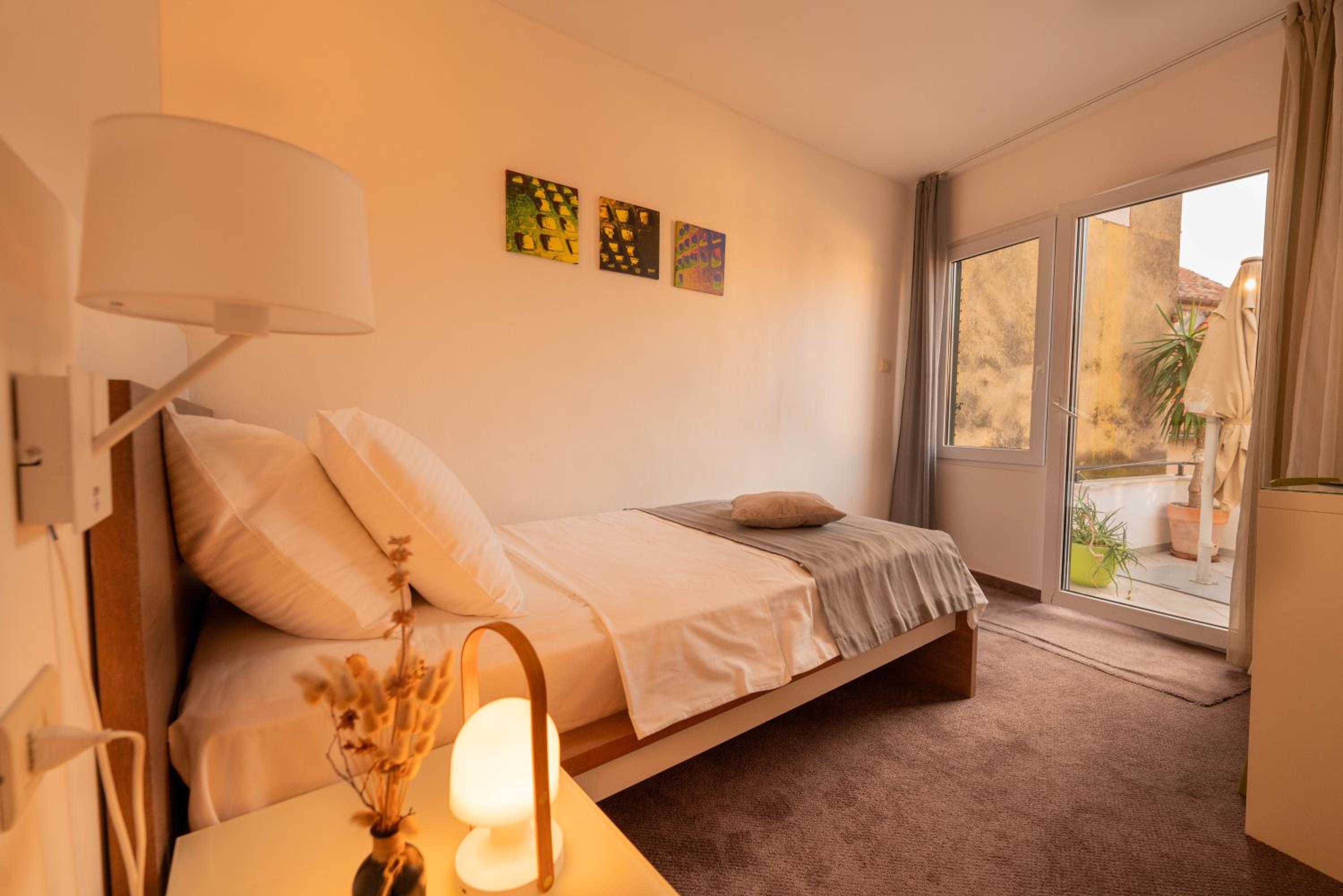 Suite with Terrace - Photo 10