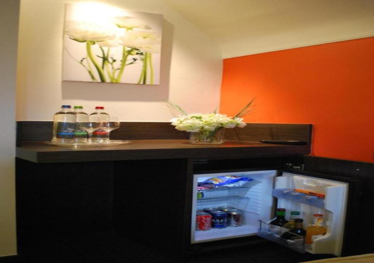 Suite - Photo 7