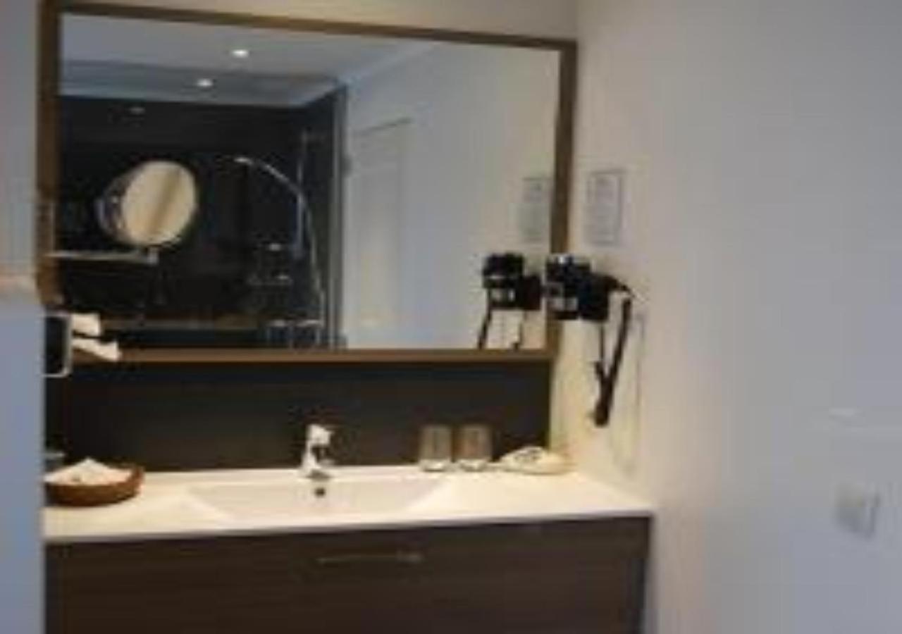 Superior Twin Room - Photo 17