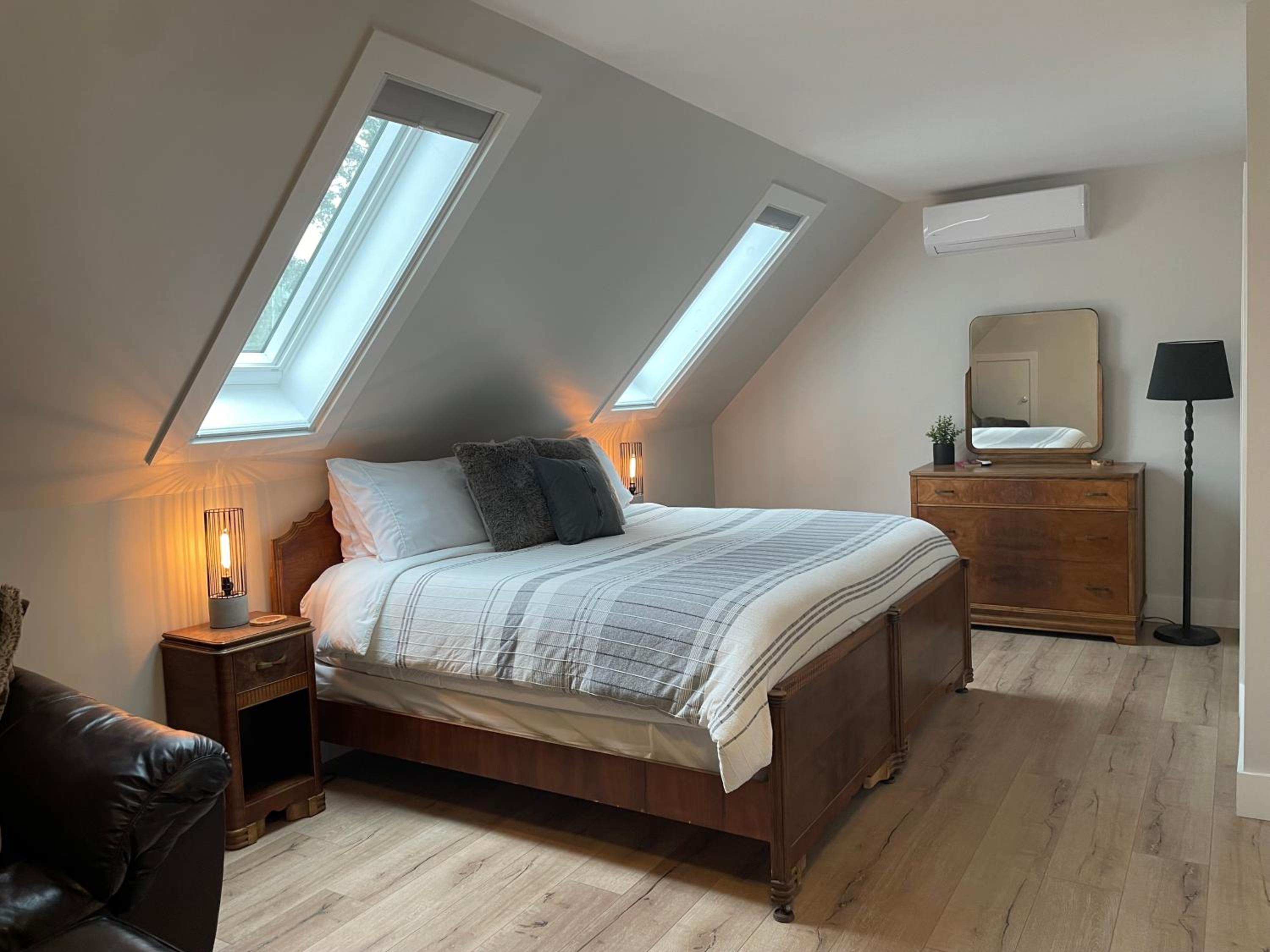 Deluxe Double or Twin Room - Photo 1