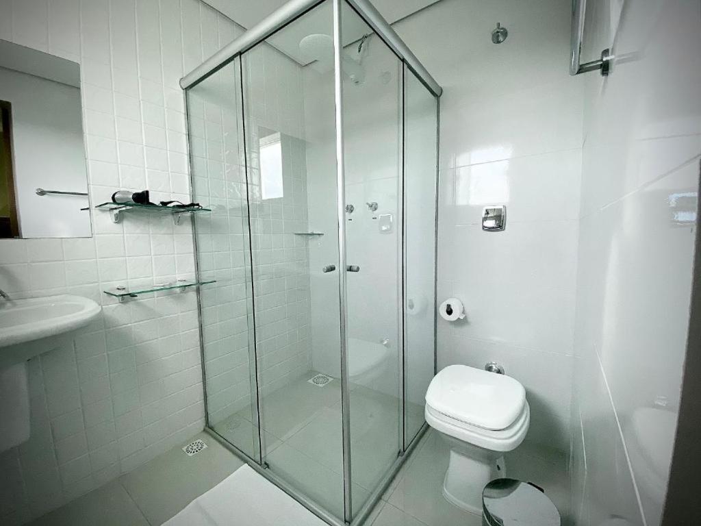 Standard Double Room - Photo 12