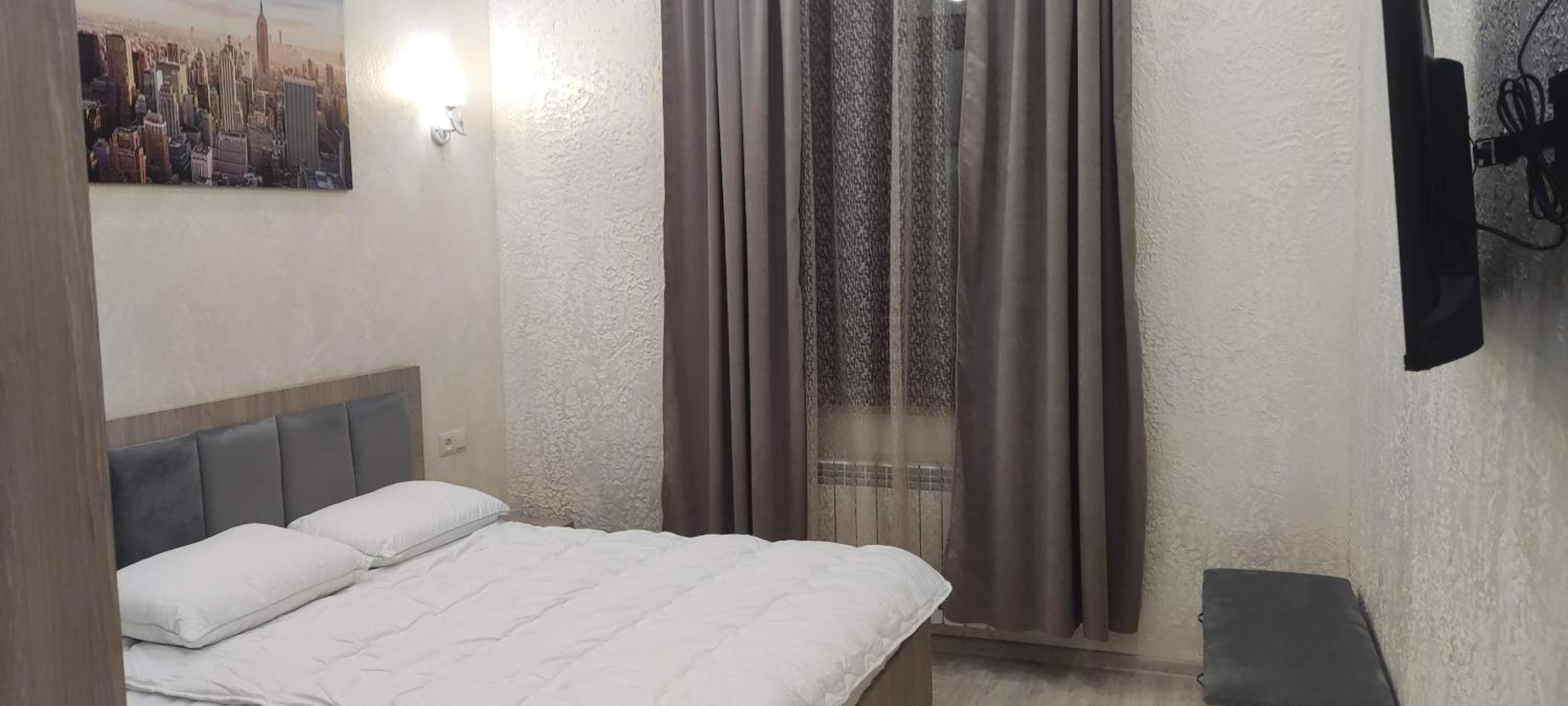 Large Double Room photo 1