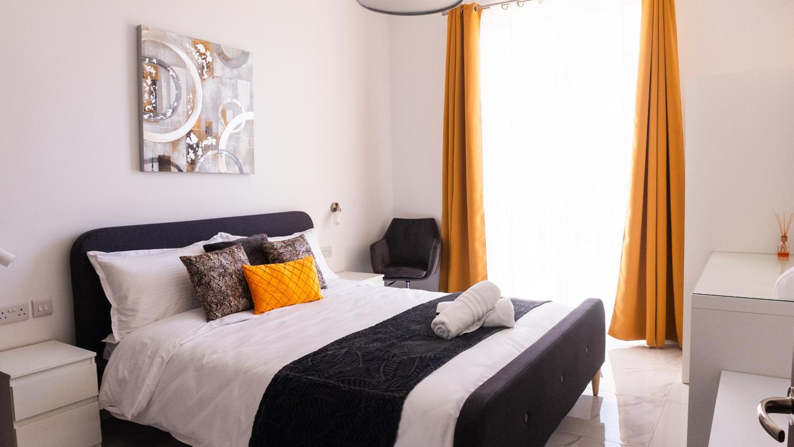 Three-Bedroom House photo 1
