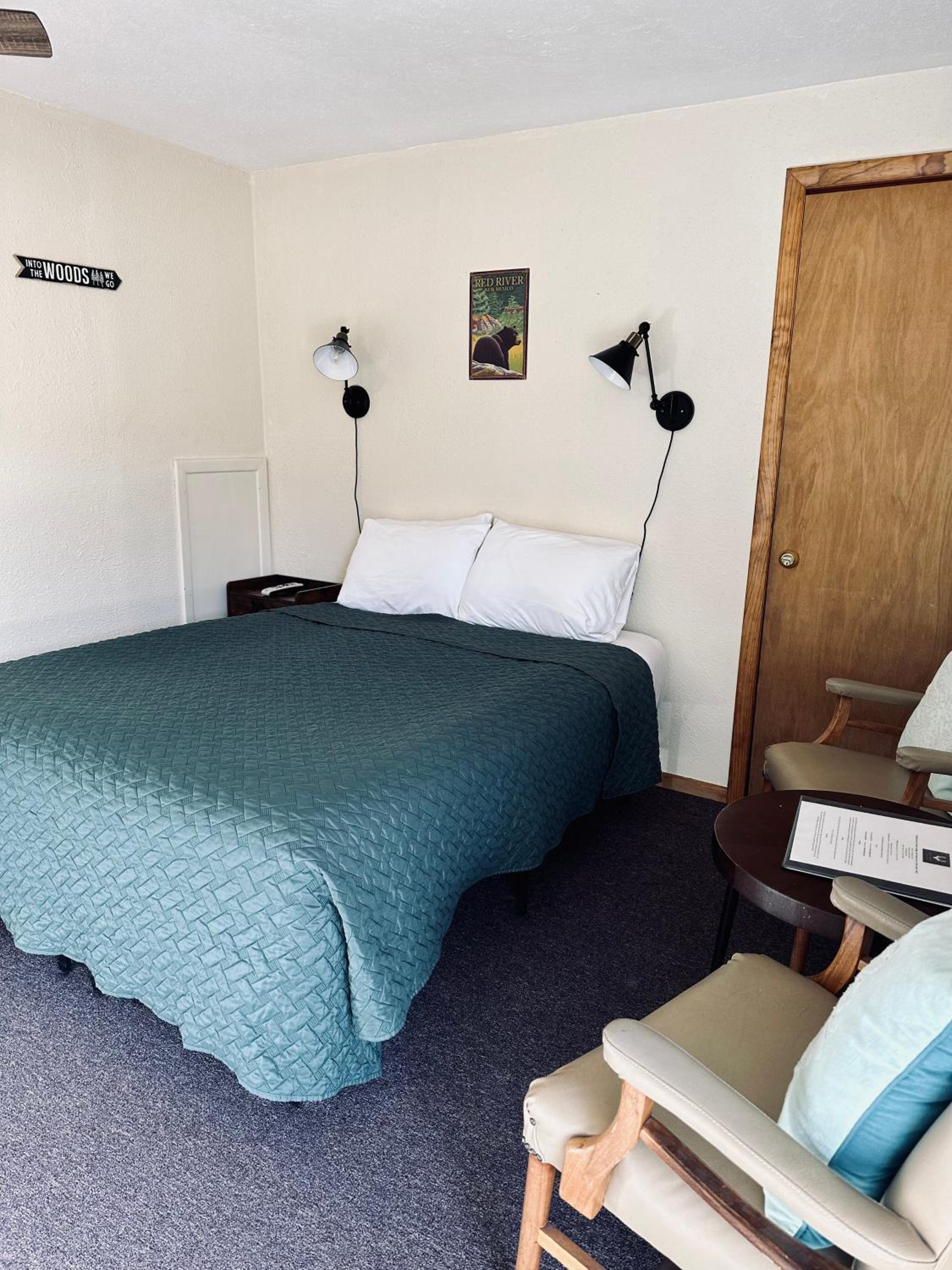 Deluxe Queen Room photo 1