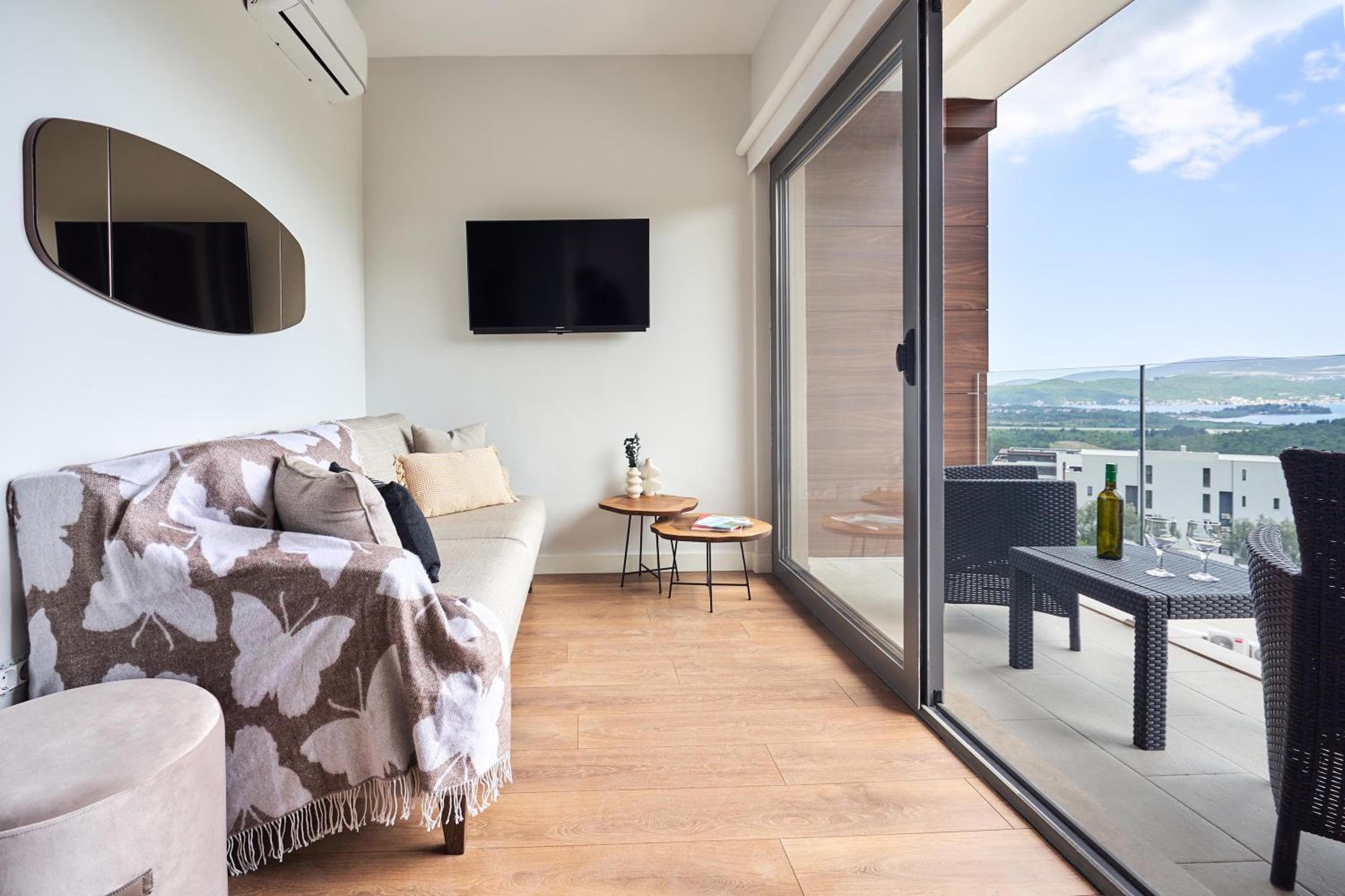 Suite with Sea View - Photo 8