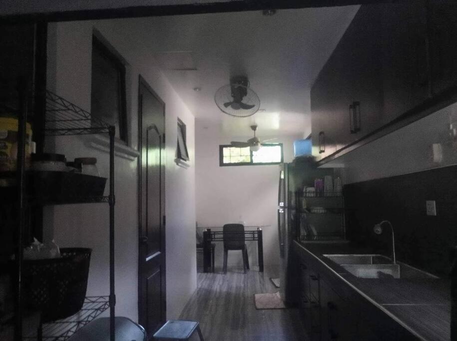 One-Bedroom House photo 2