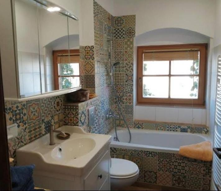 Two-Bedroom Apartment - Photo 19