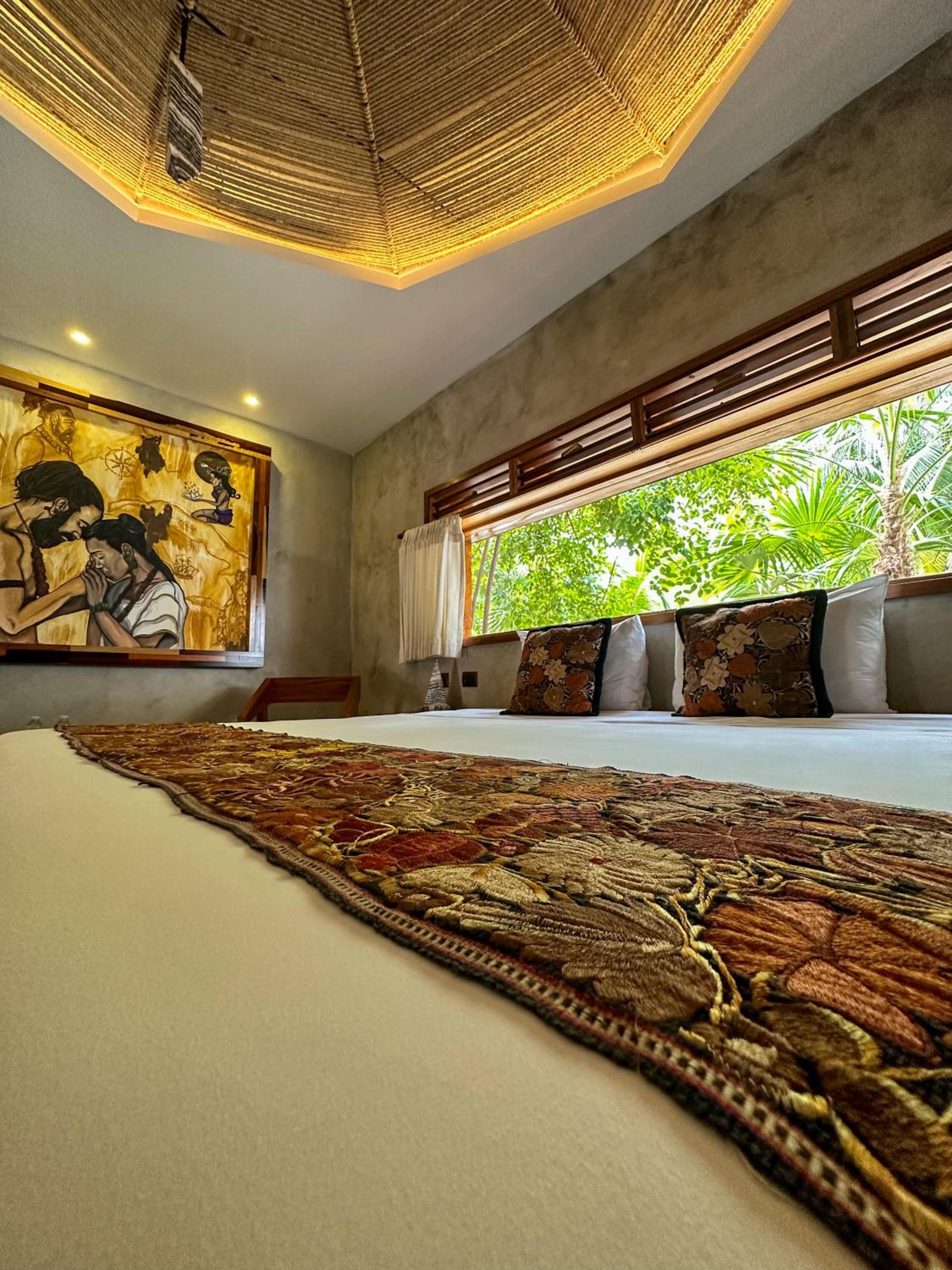 Superior Suite - Photo 2