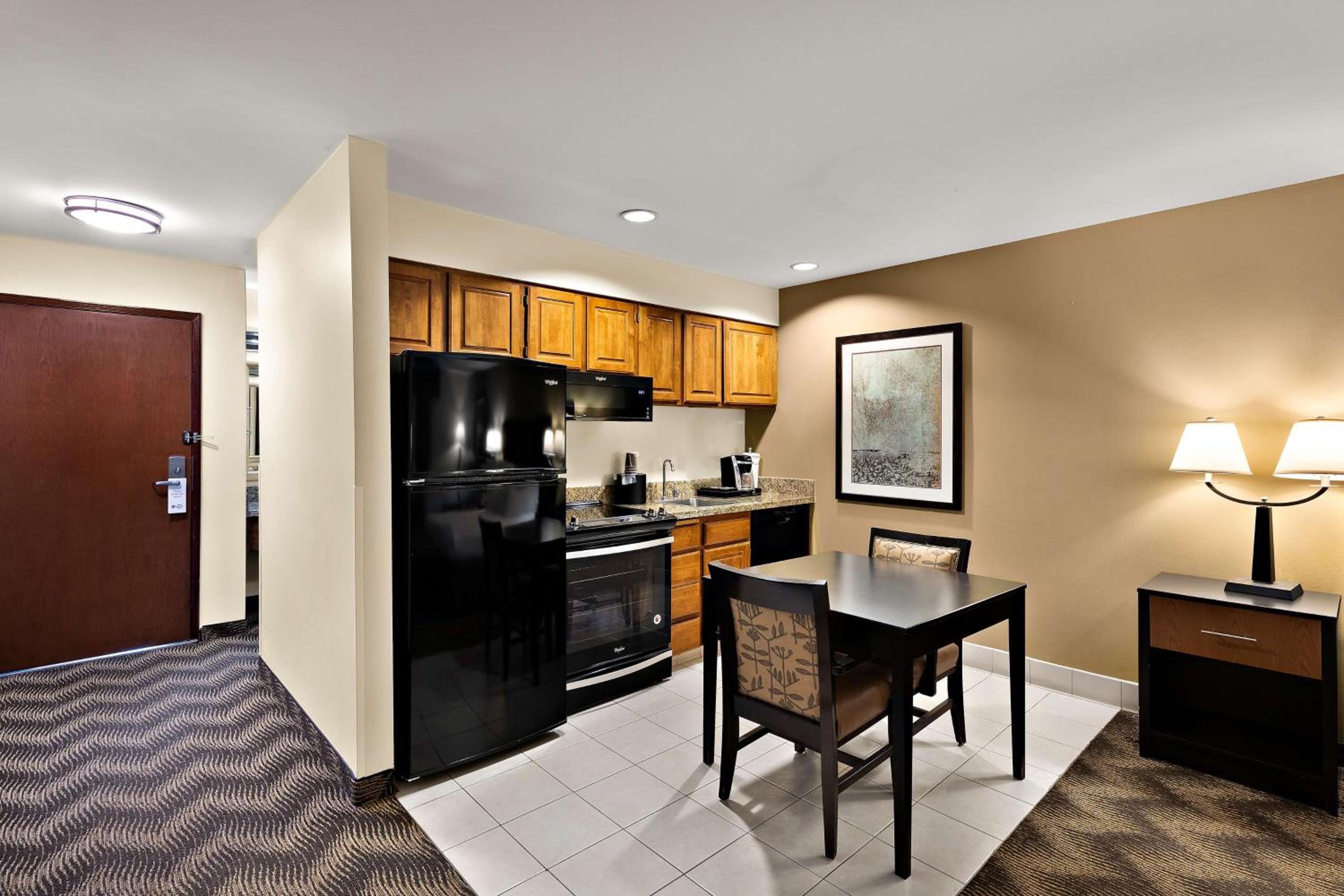 Deluxe King Room photo 3