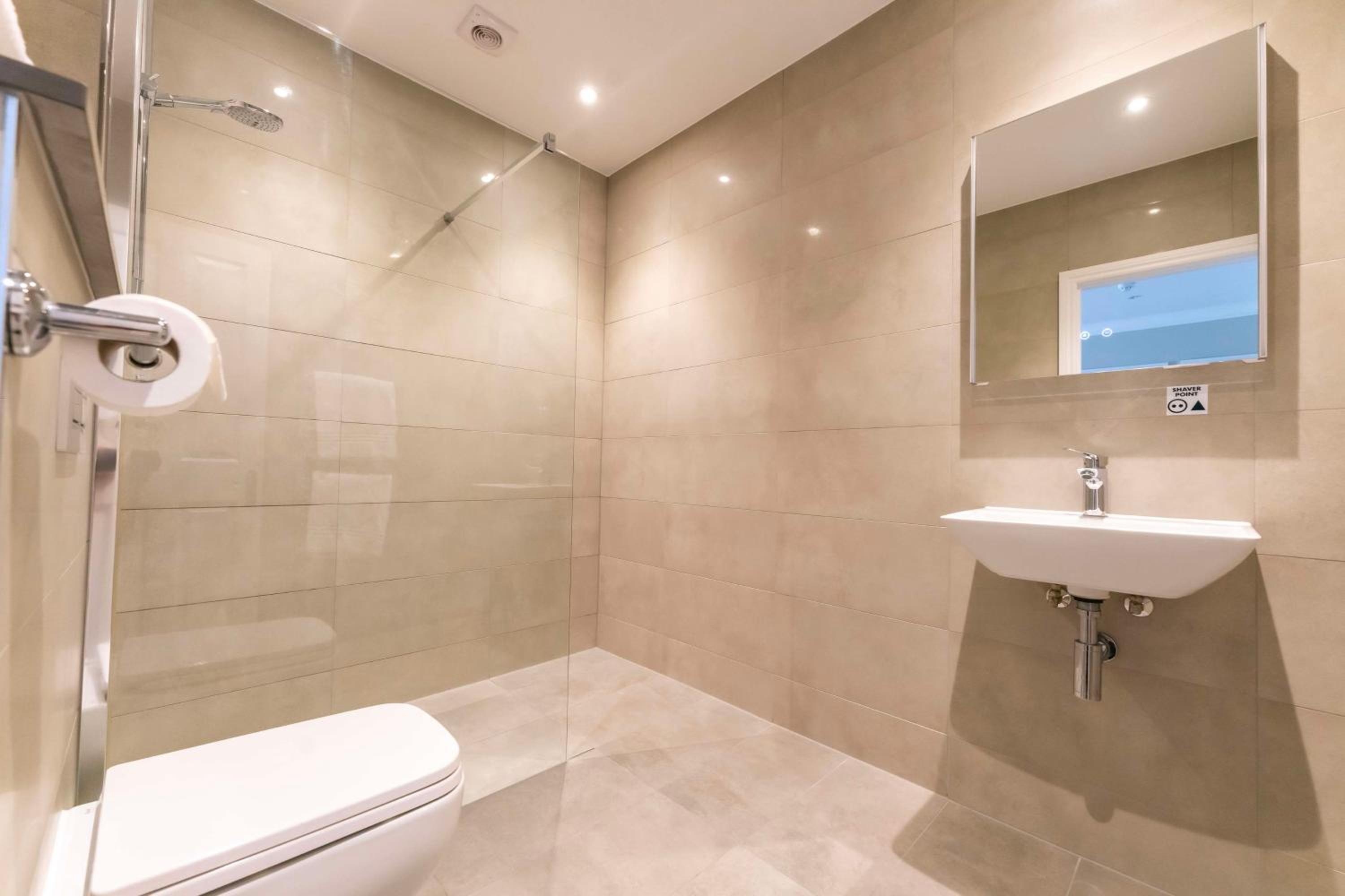Executive Double Room - Photo 4