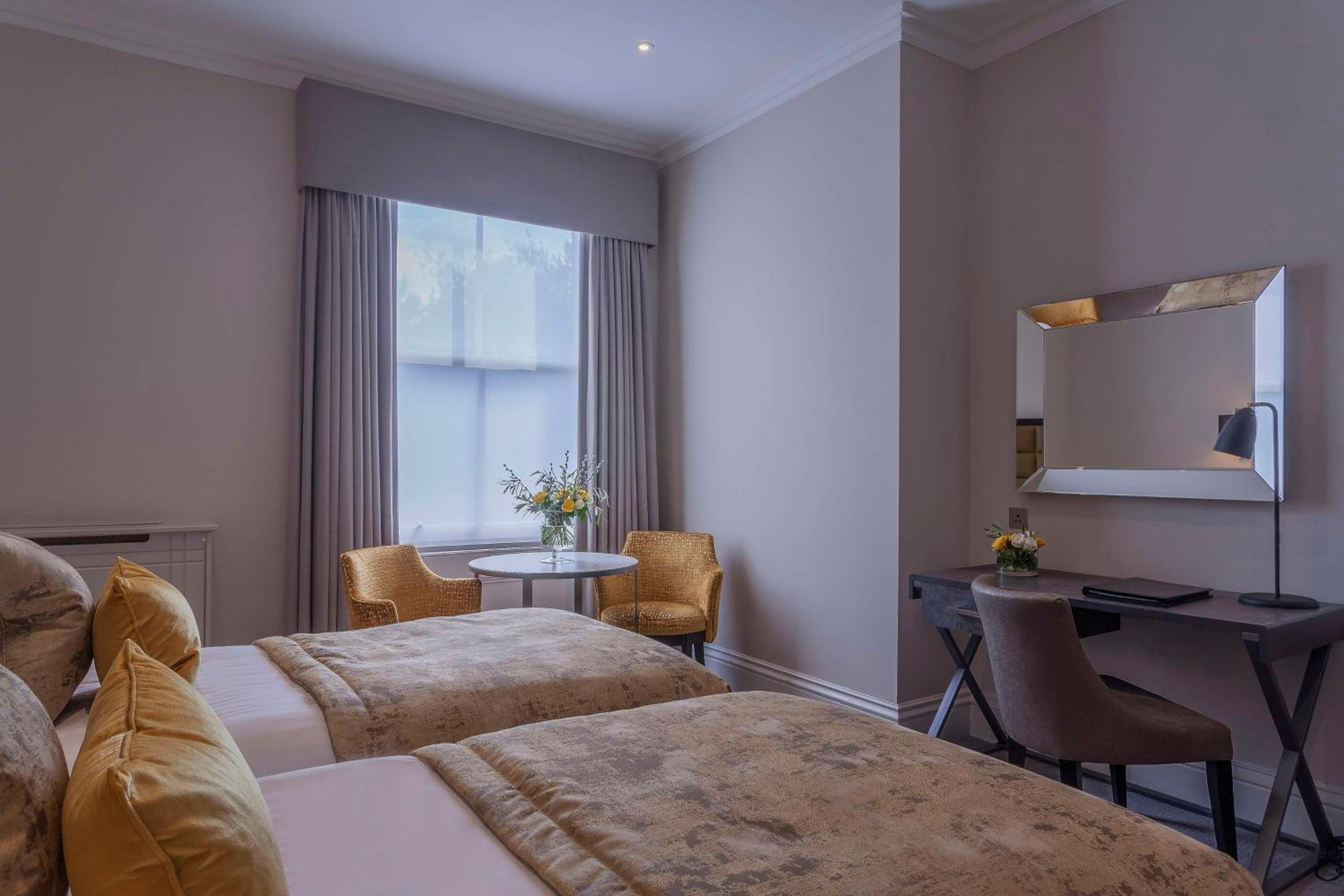 Superior Twin Room - Photo 2