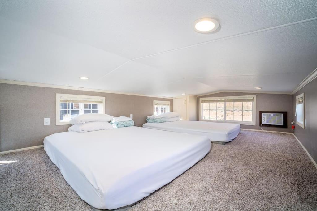 One-Bedroom House photo 1