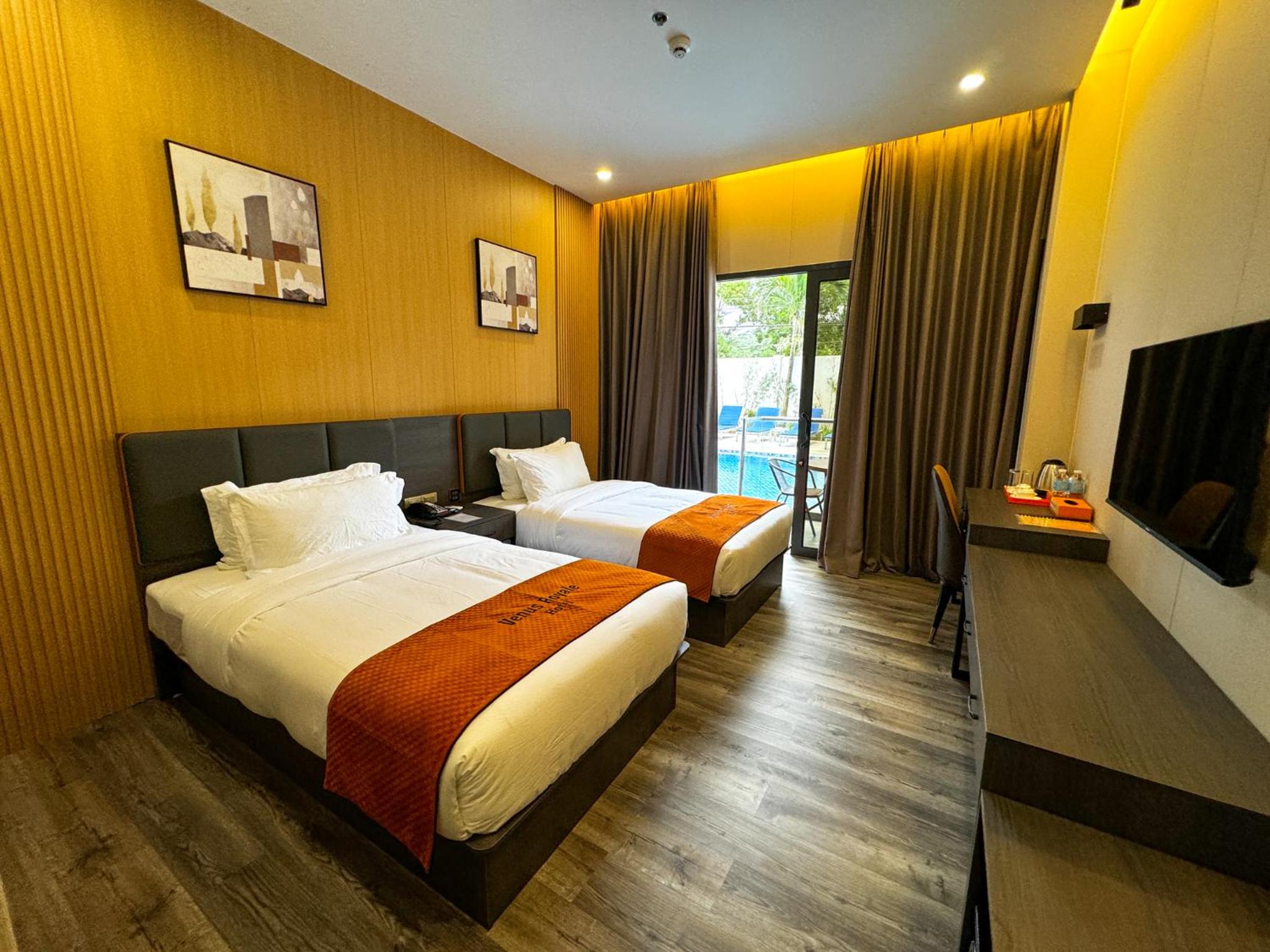 Deluxe Twin Room - Photo 6