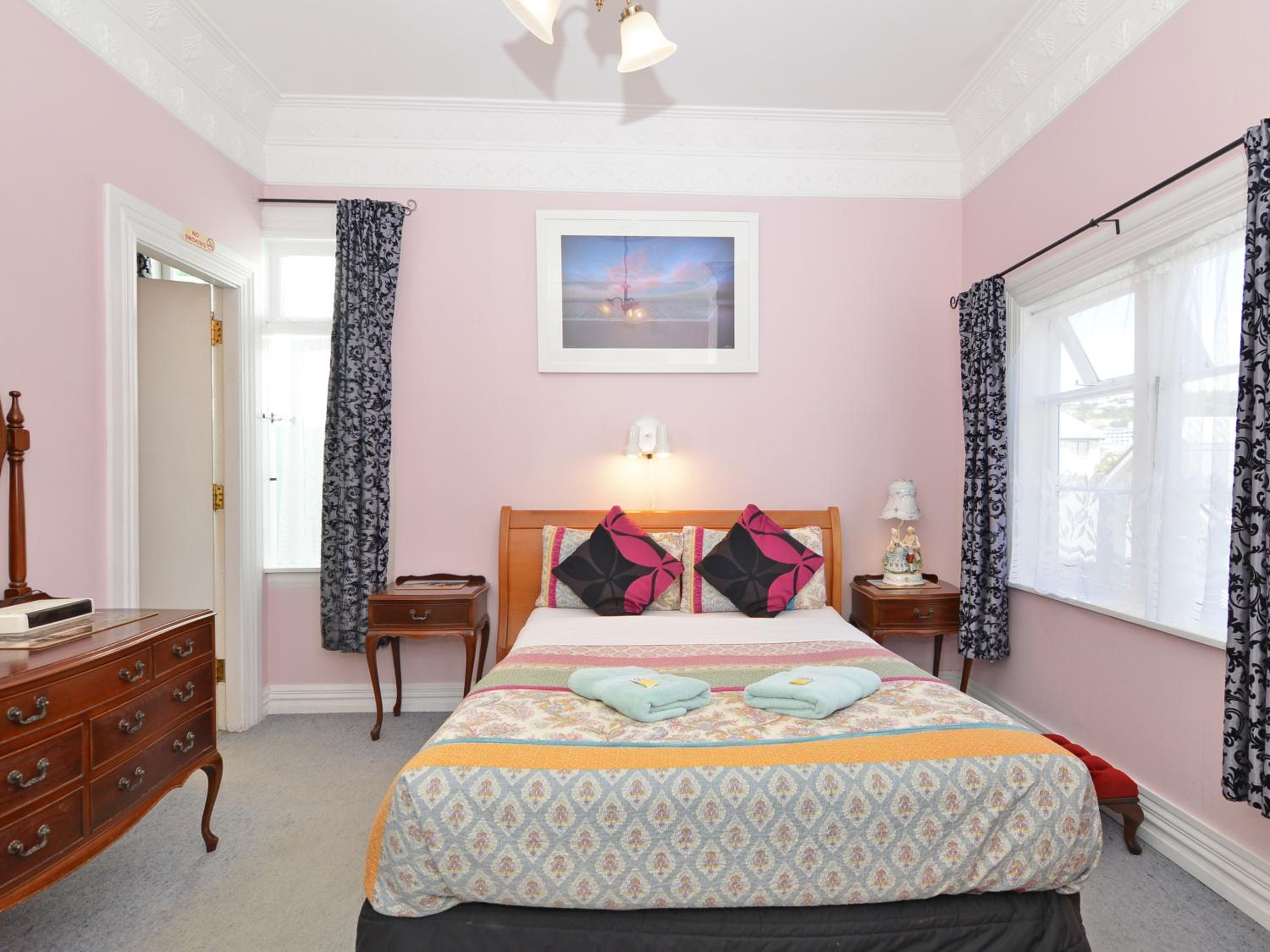 Double Room with Private Bathroom photo 2