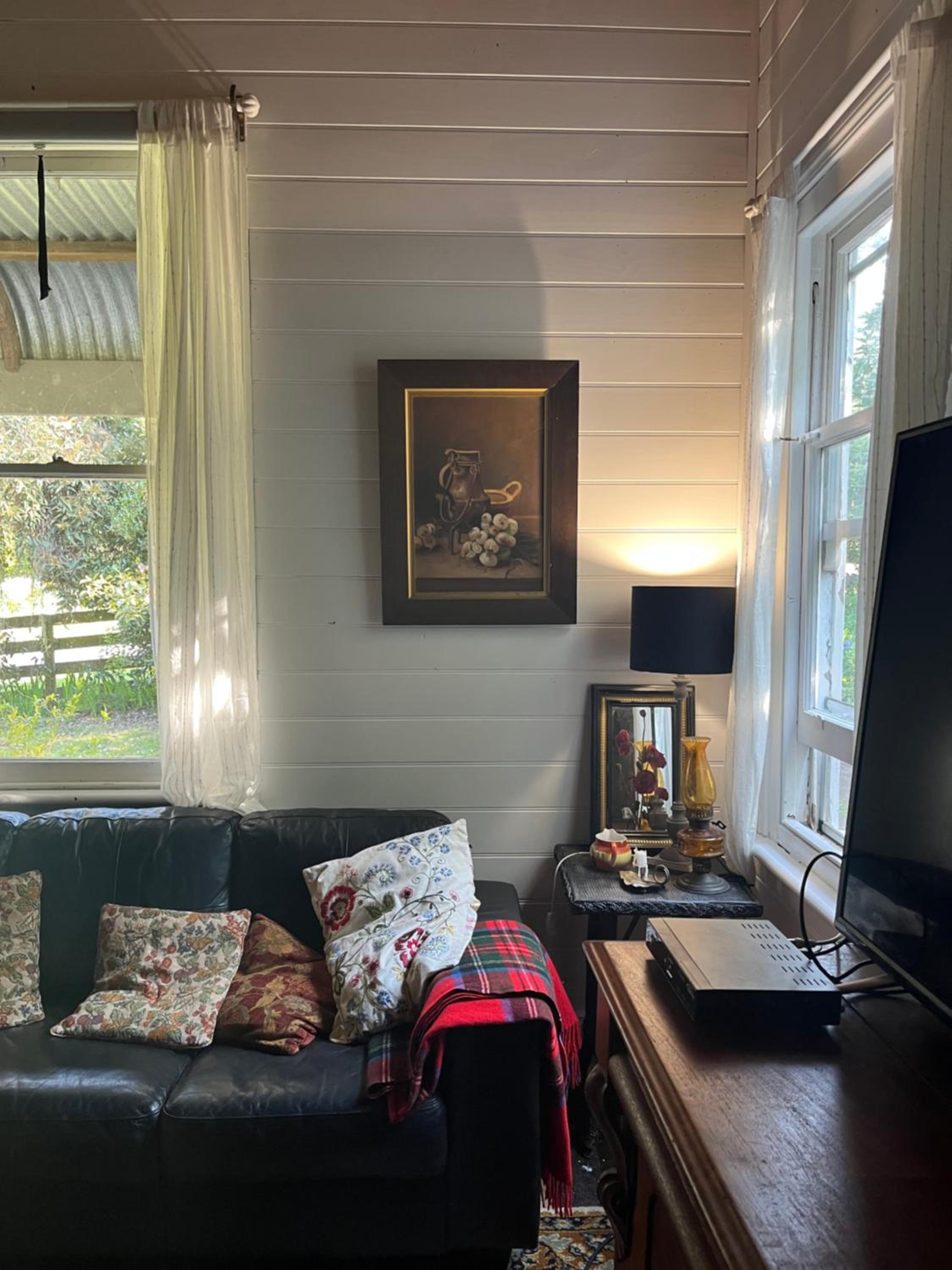 Three-Bedroom House photo 2