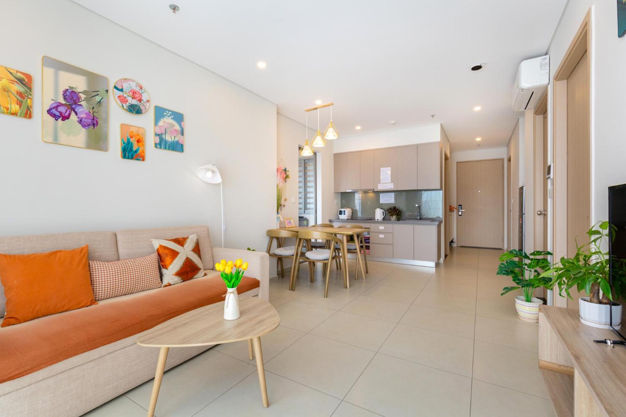 Three-Bedroom Apartment with Sea View - Photo 35