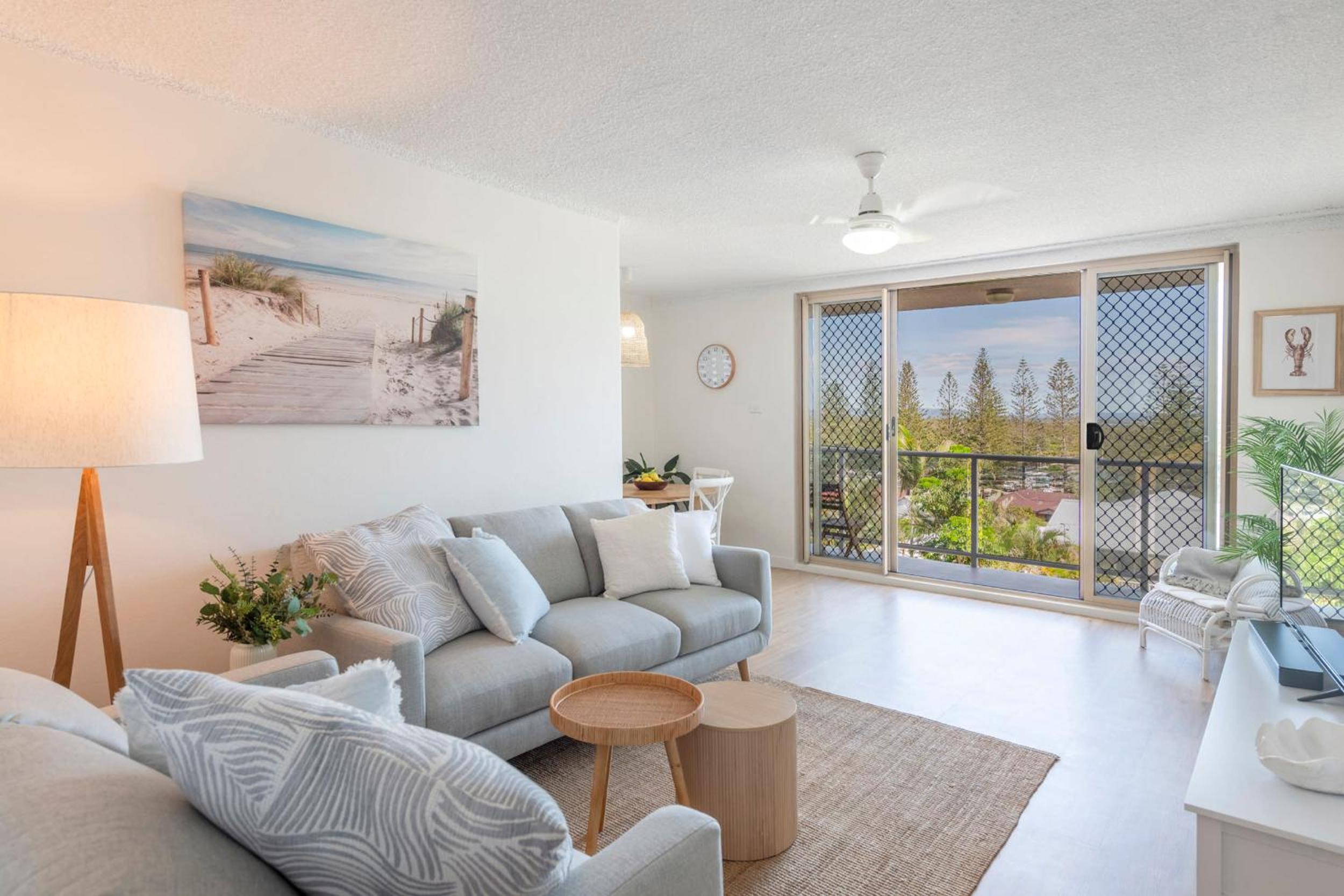 Apartment photo 1