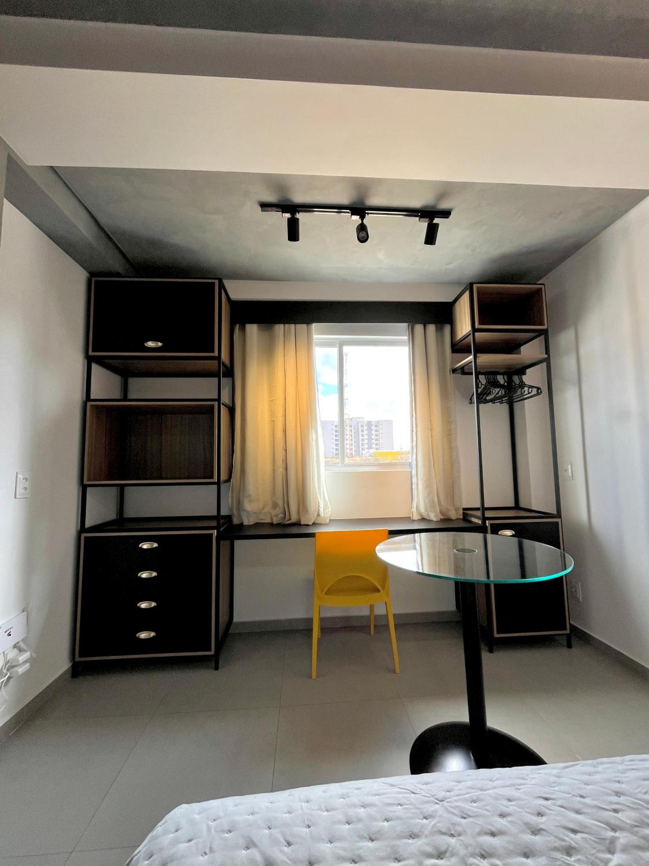 One-Bedroom Apartment photo 3