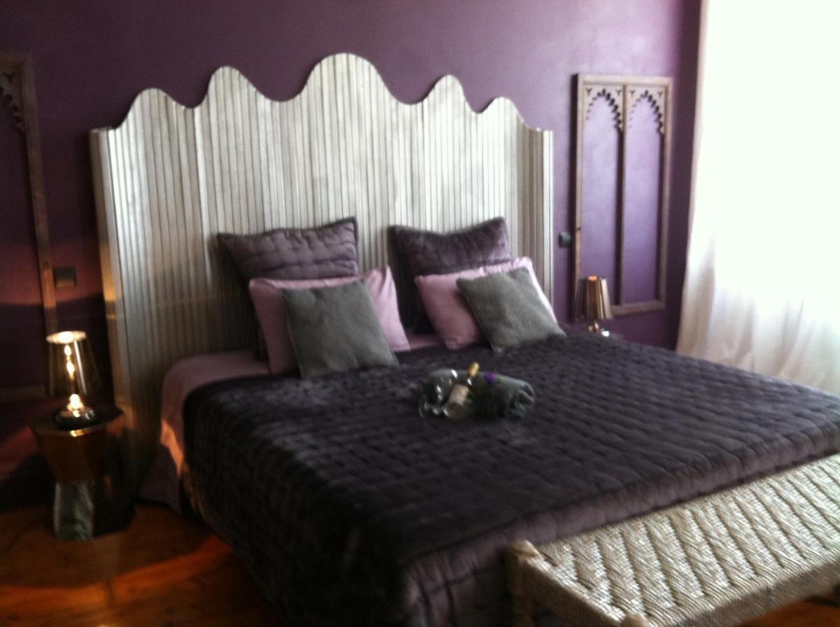 Queen Suite with Spa Bath photo 1